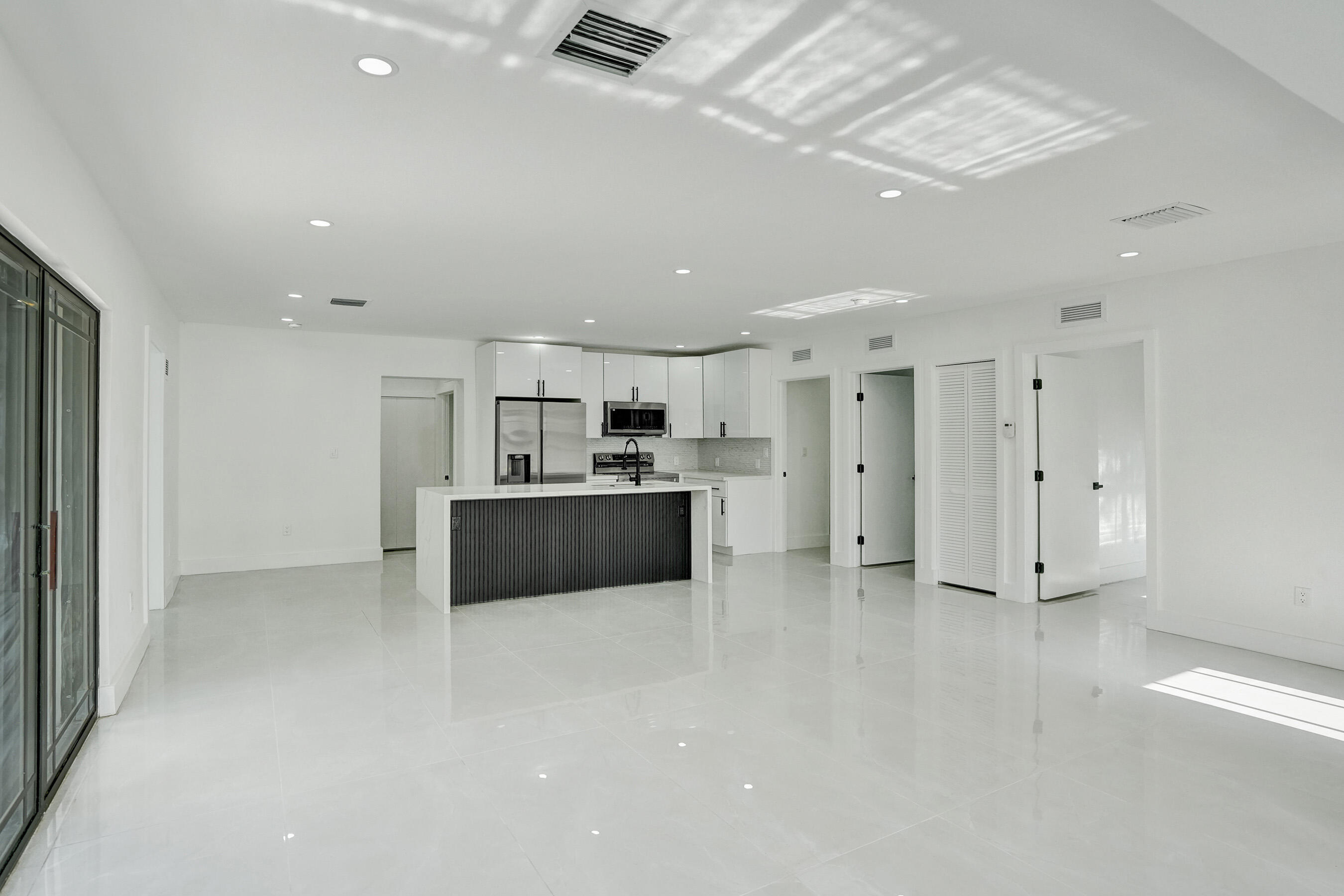 3234 Taft Street Property Photo 68