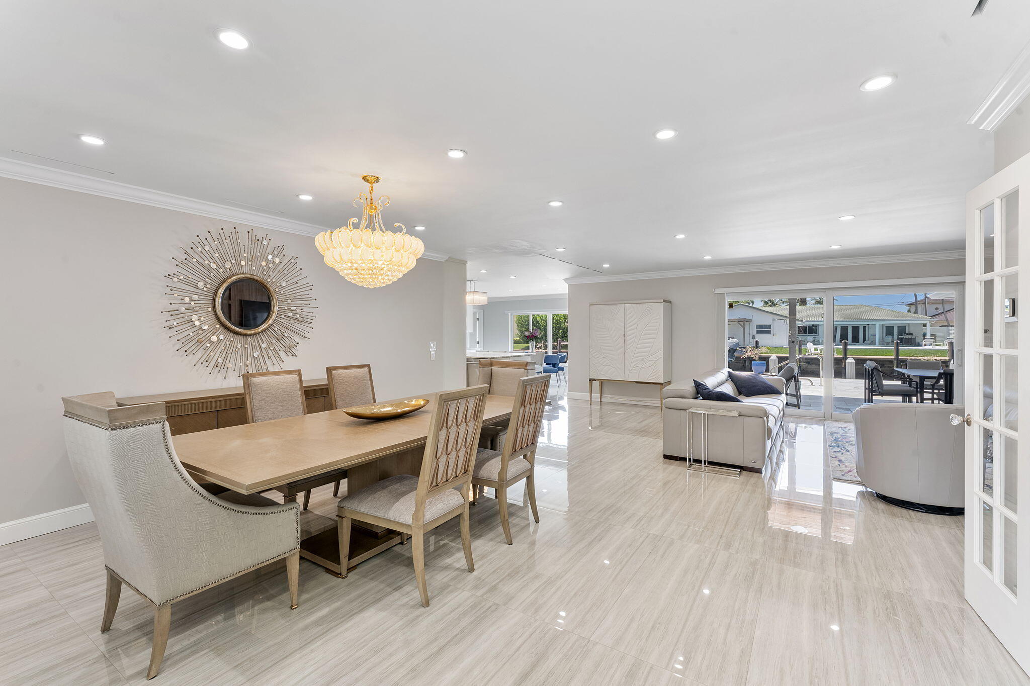 831 Dover Street Property Photo 42