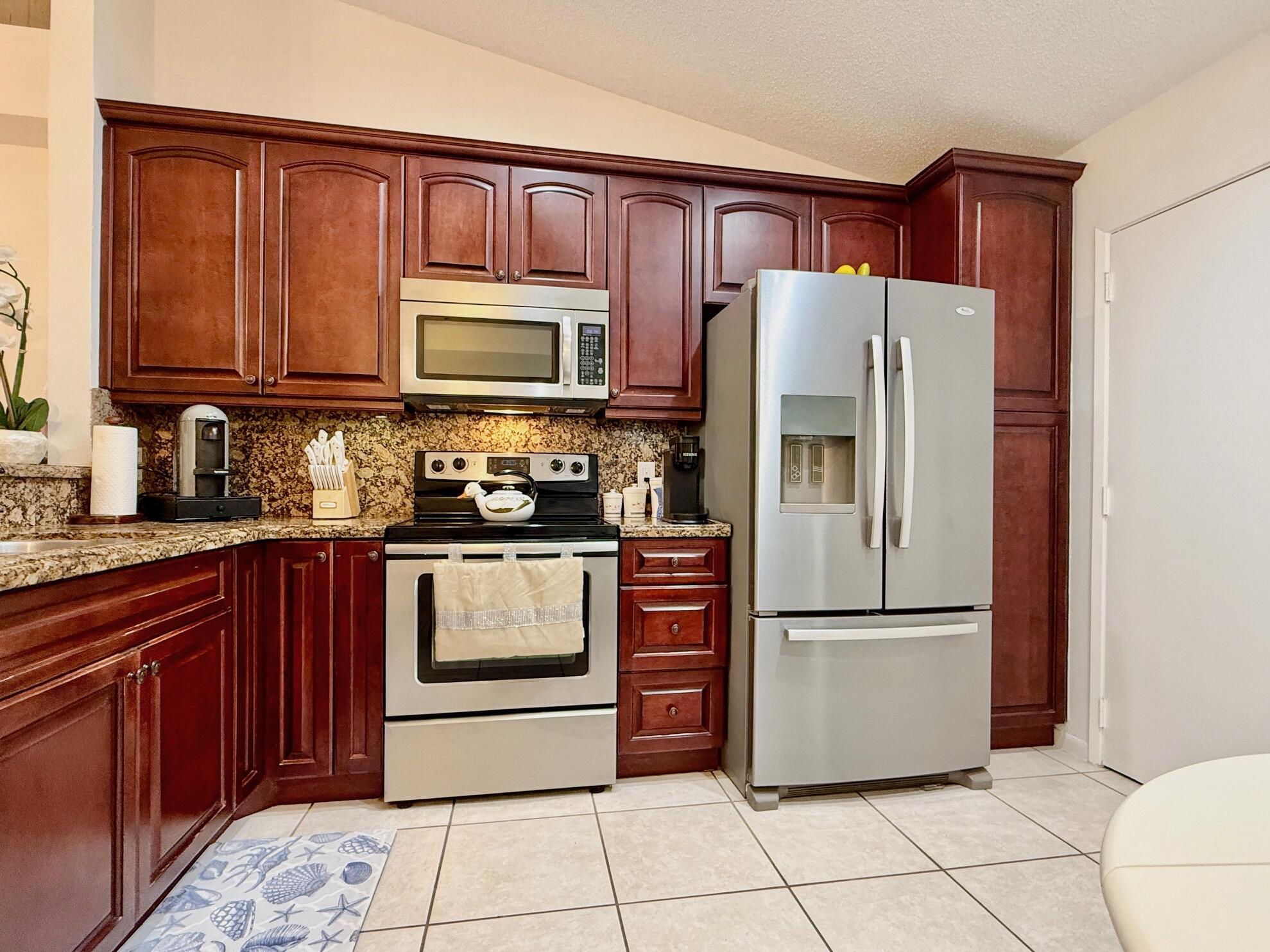 10938 Roebelini Palm Court A Property Photo 8