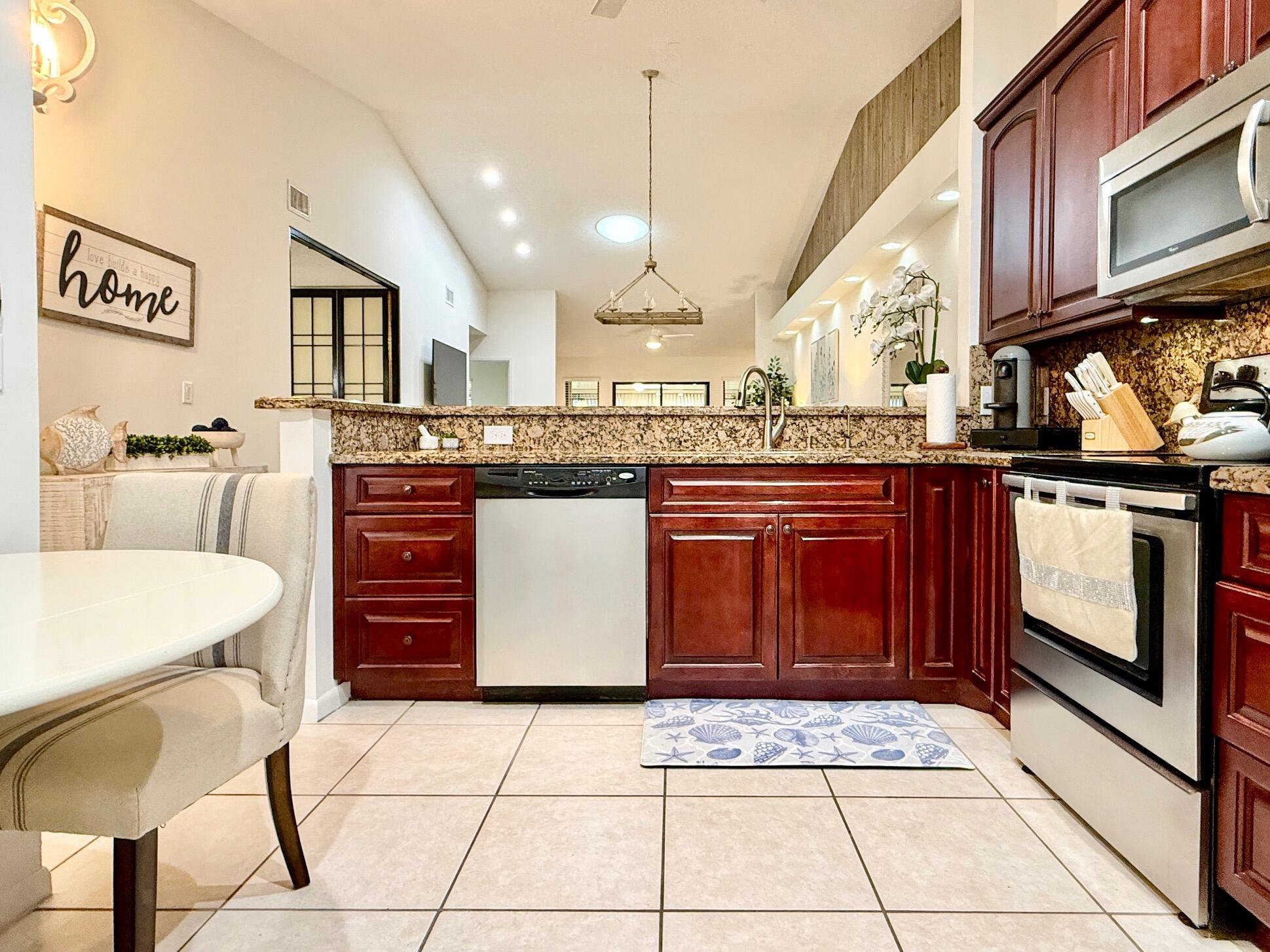 10938 Roebelini Palm Court A Property Photo 11