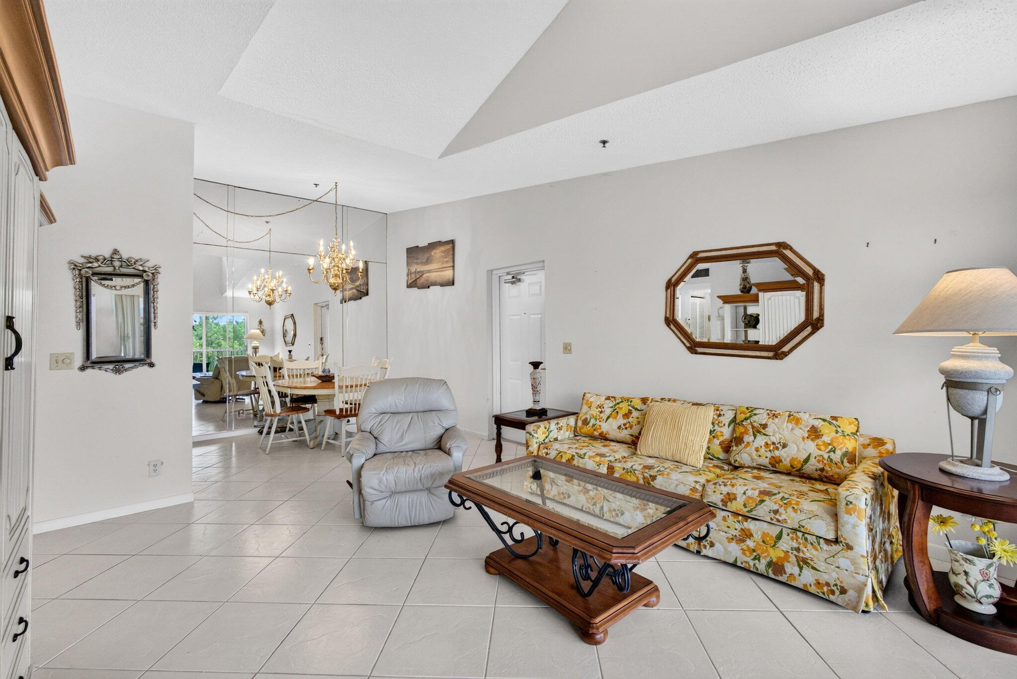 4452 Ne Ocean Boulevard C3 Property Photo 7