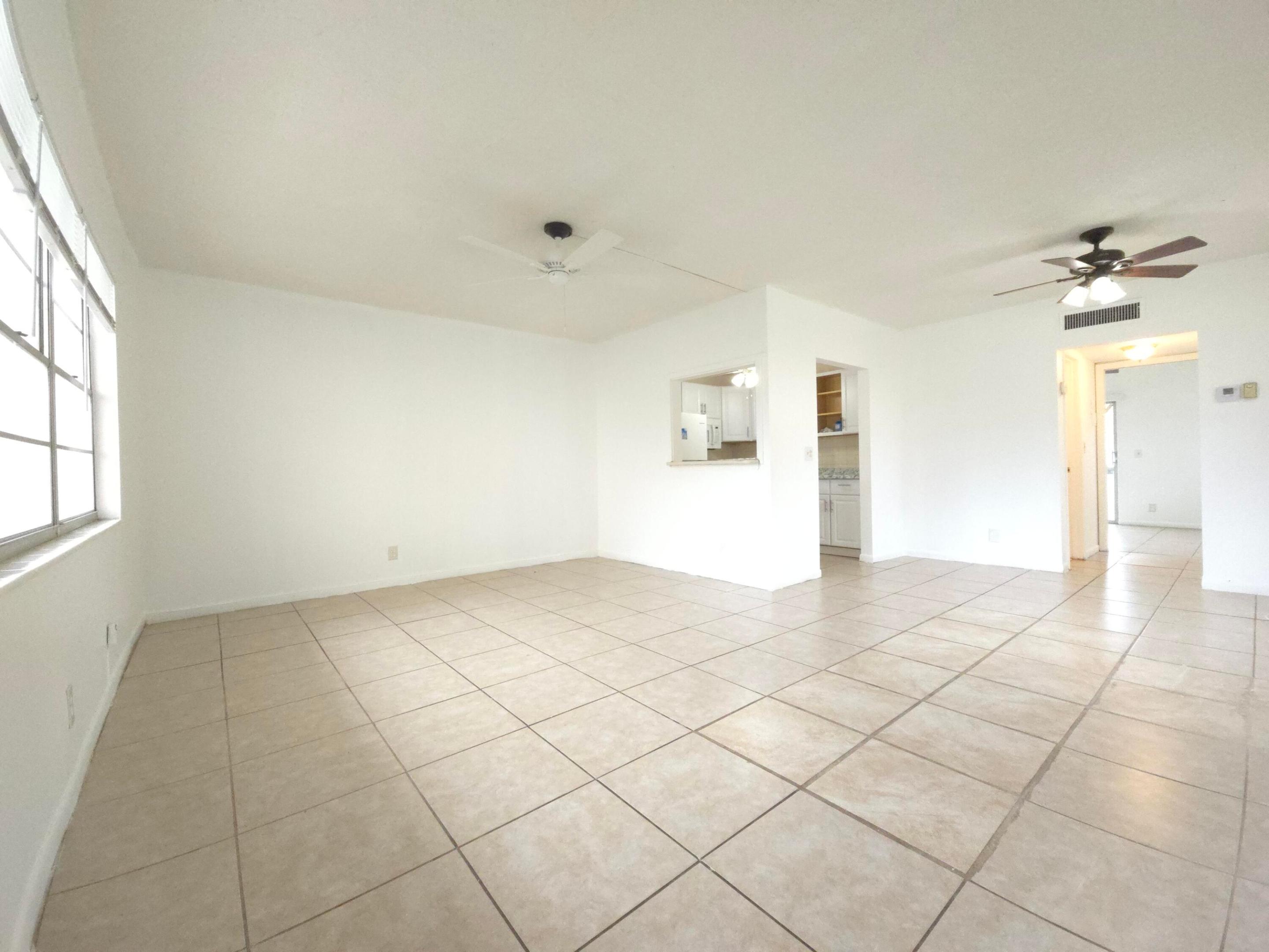 129 NORWICH F Property Photo 1