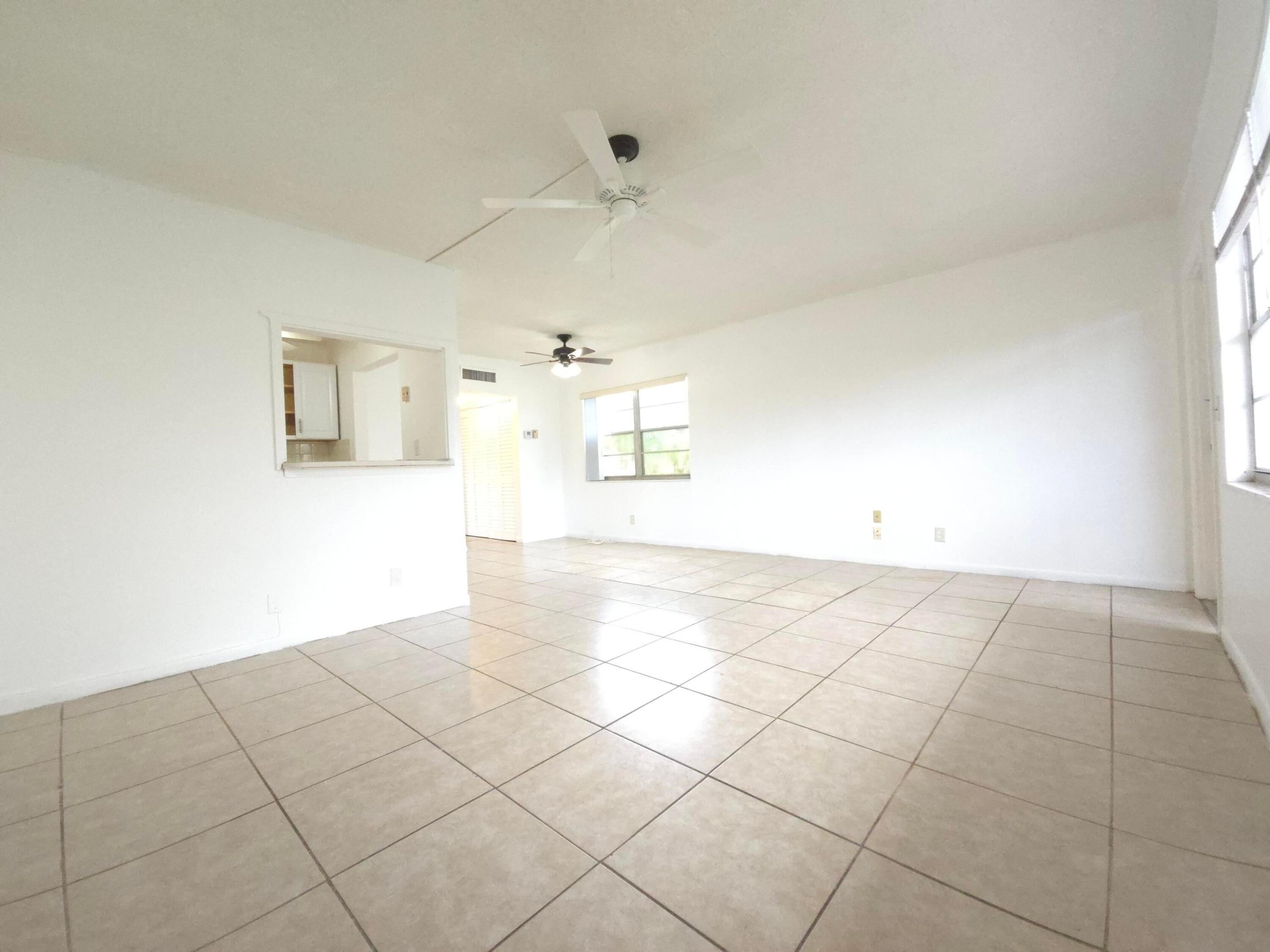 129 Norwich F Property Photo 2