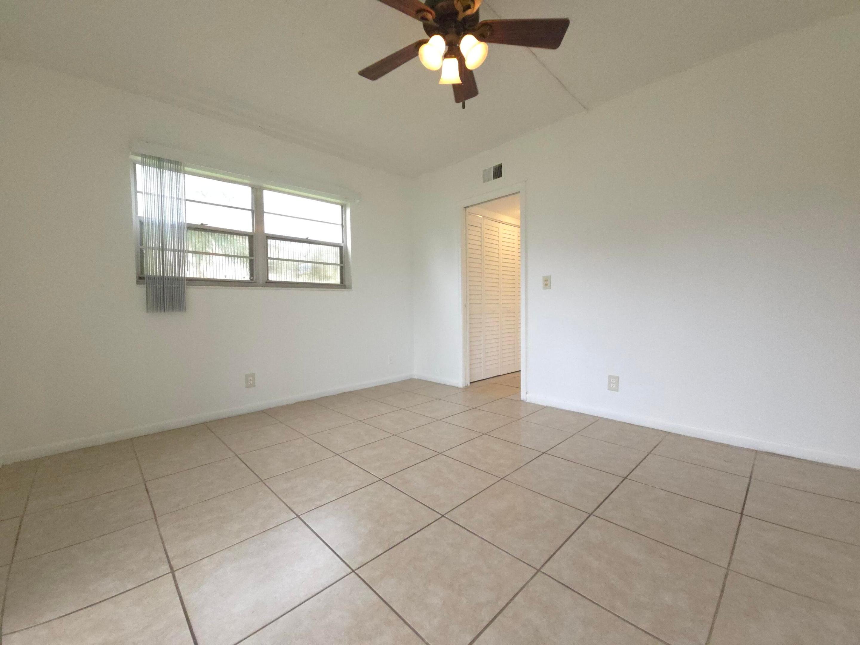 129 Norwich F Property Photo 11