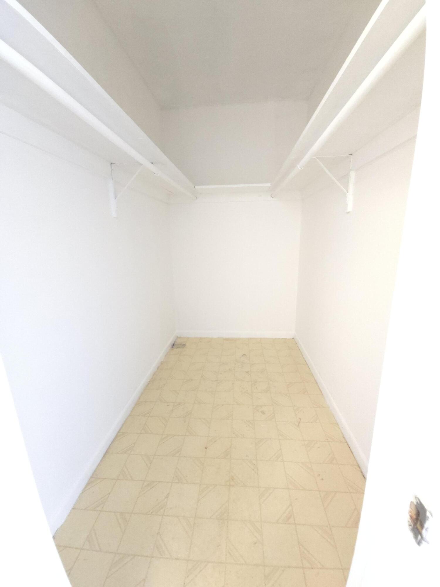 129 Norwich F Property Photo 14