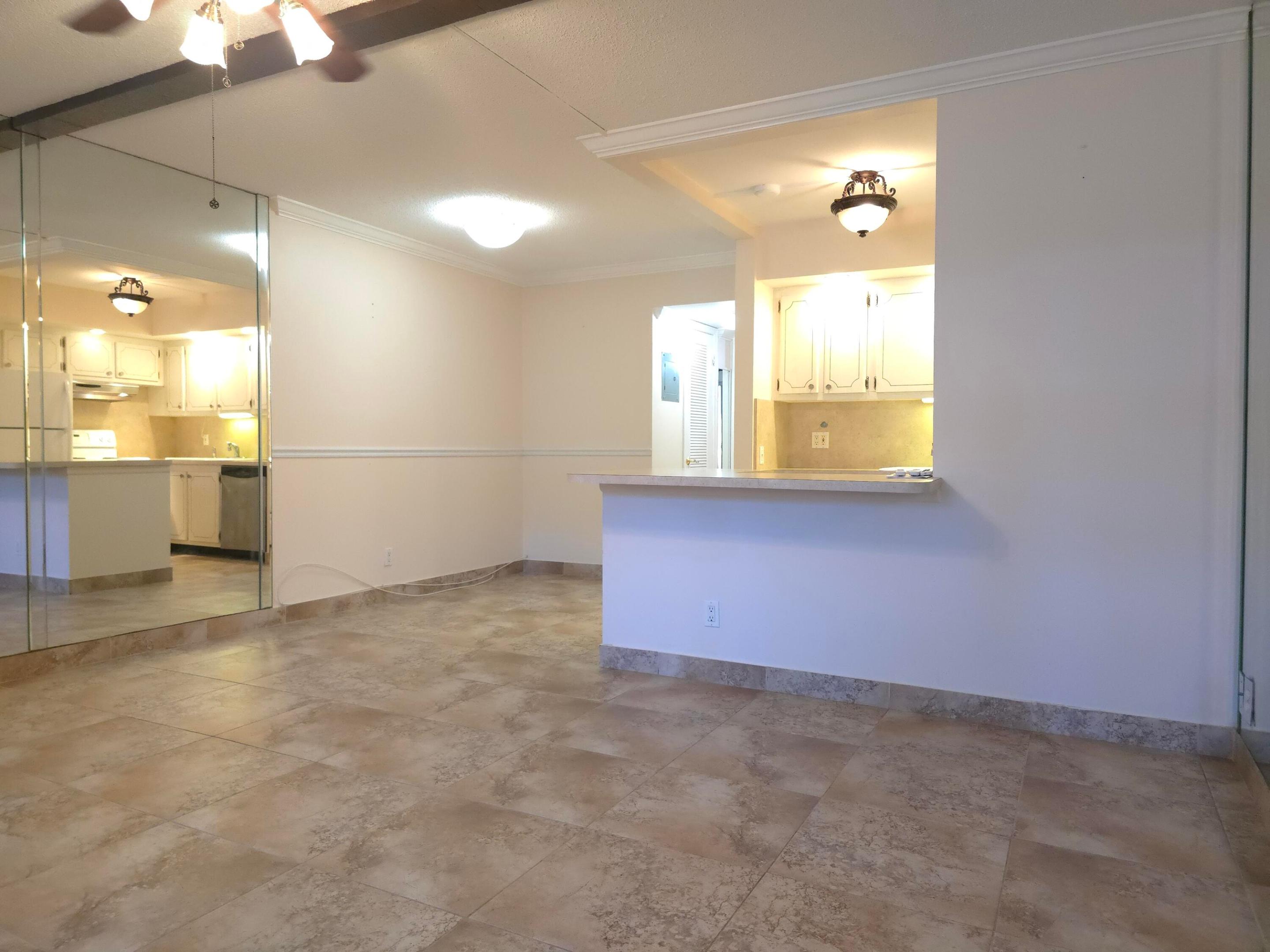 57 Camden C Property Photo 3