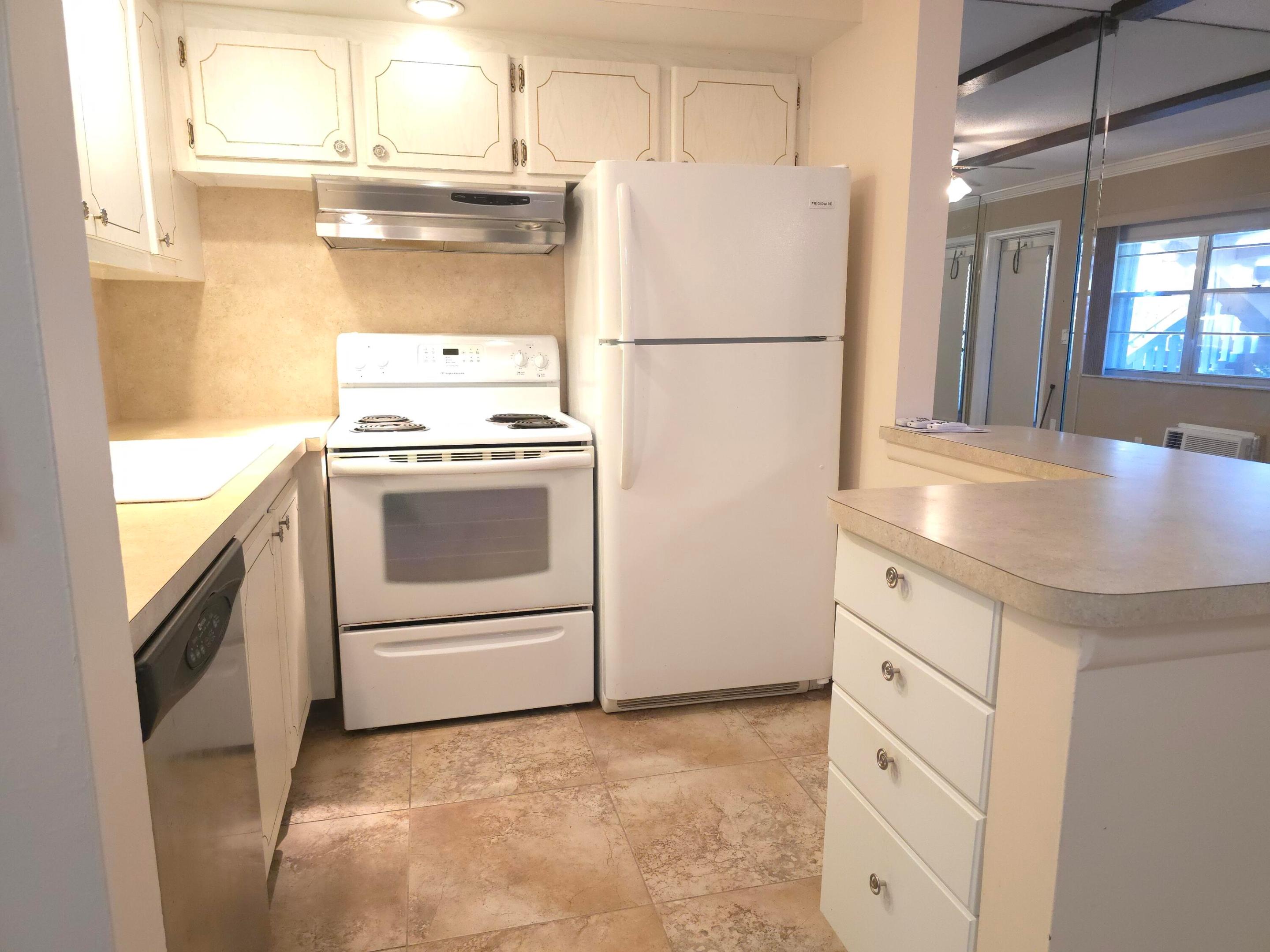 57 Camden C Property Photo 7