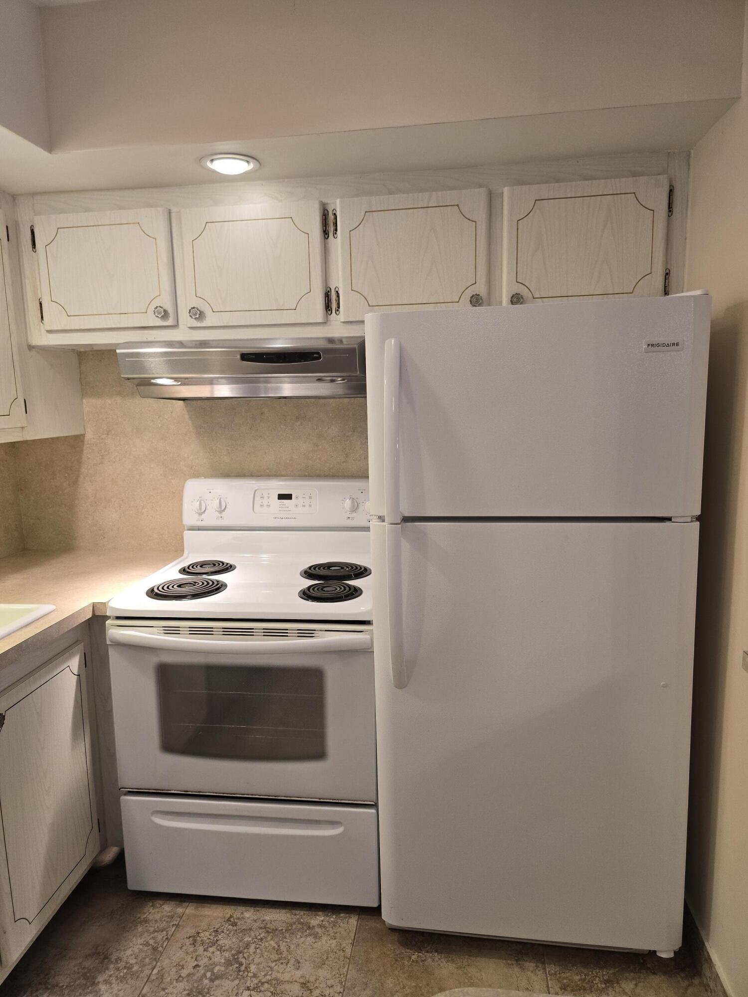 57 Camden C Property Photo 9
