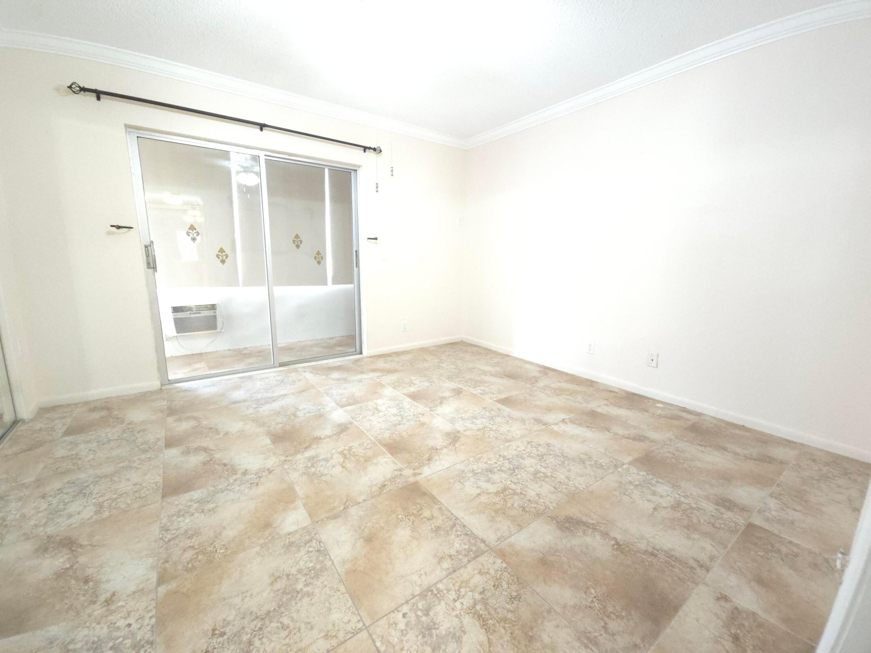 57 Camden C Property Photo 15