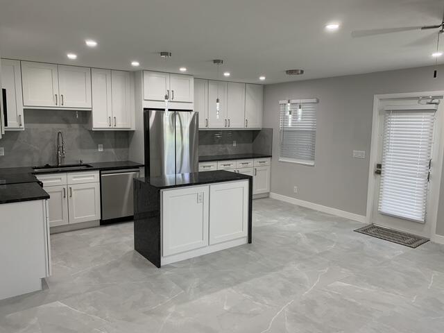 1064 Exeter D Property Photo 1