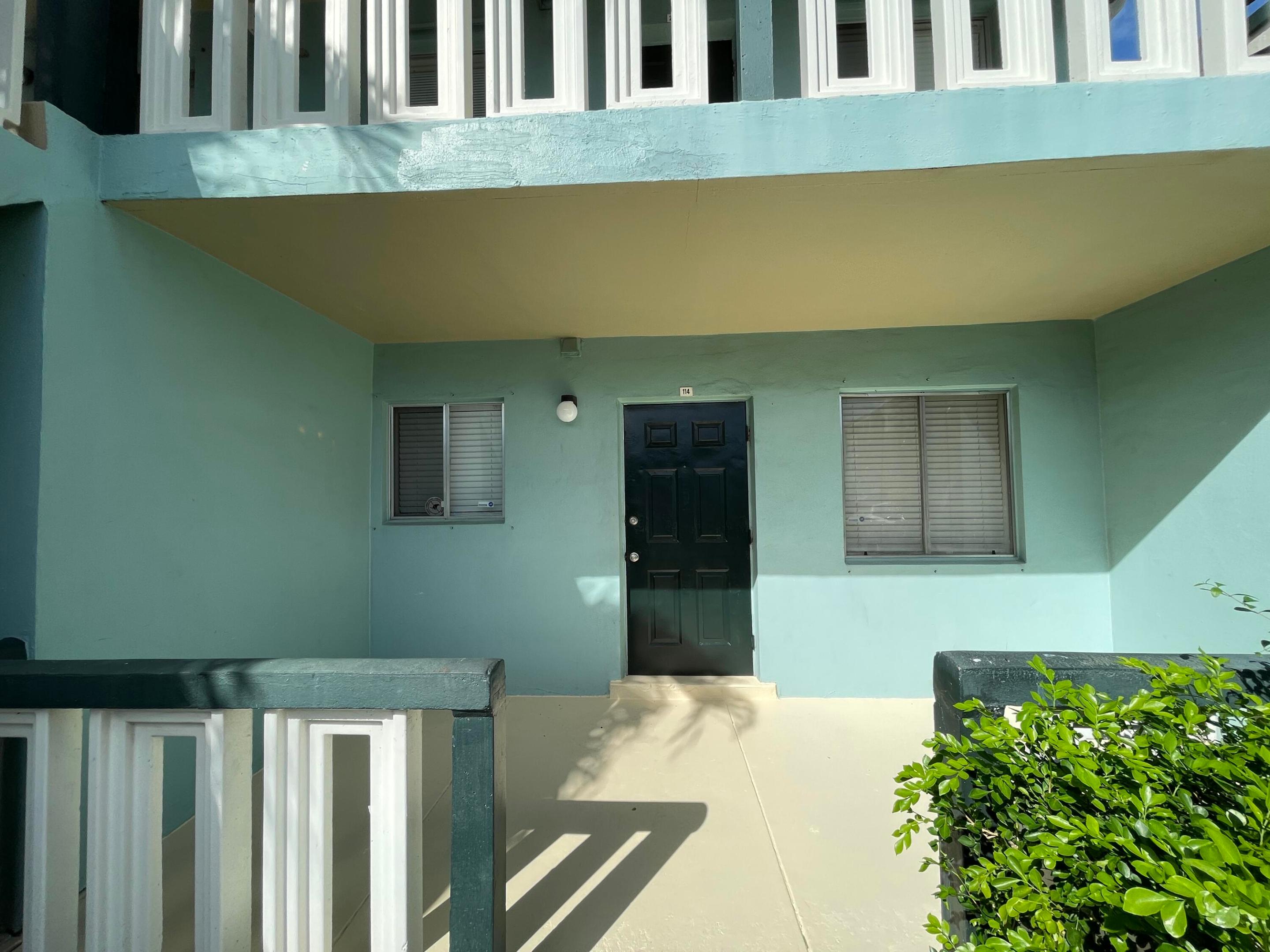 306 E Ocean Avenue 114 Property Photo 4
