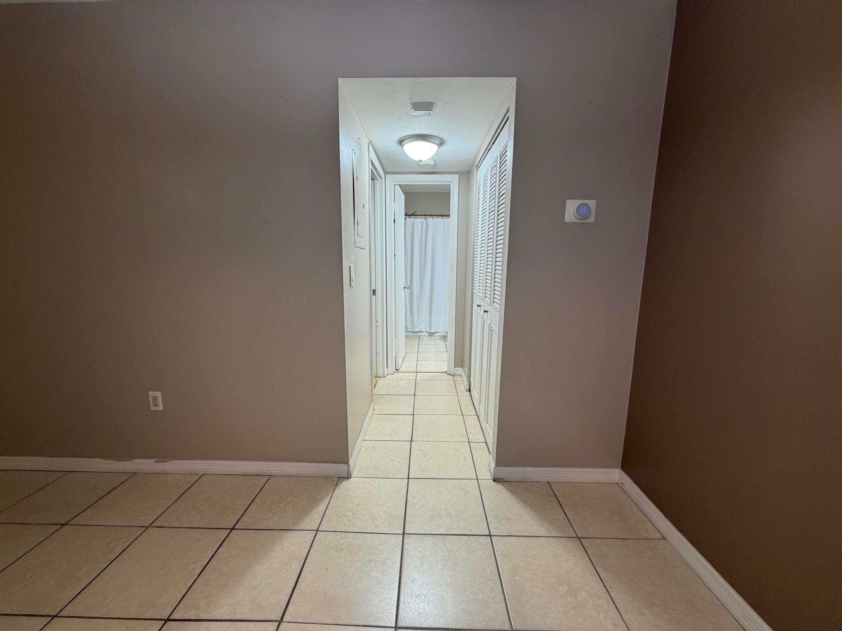 2302 Sunrise Boulevard 2-210 Property Photo 6