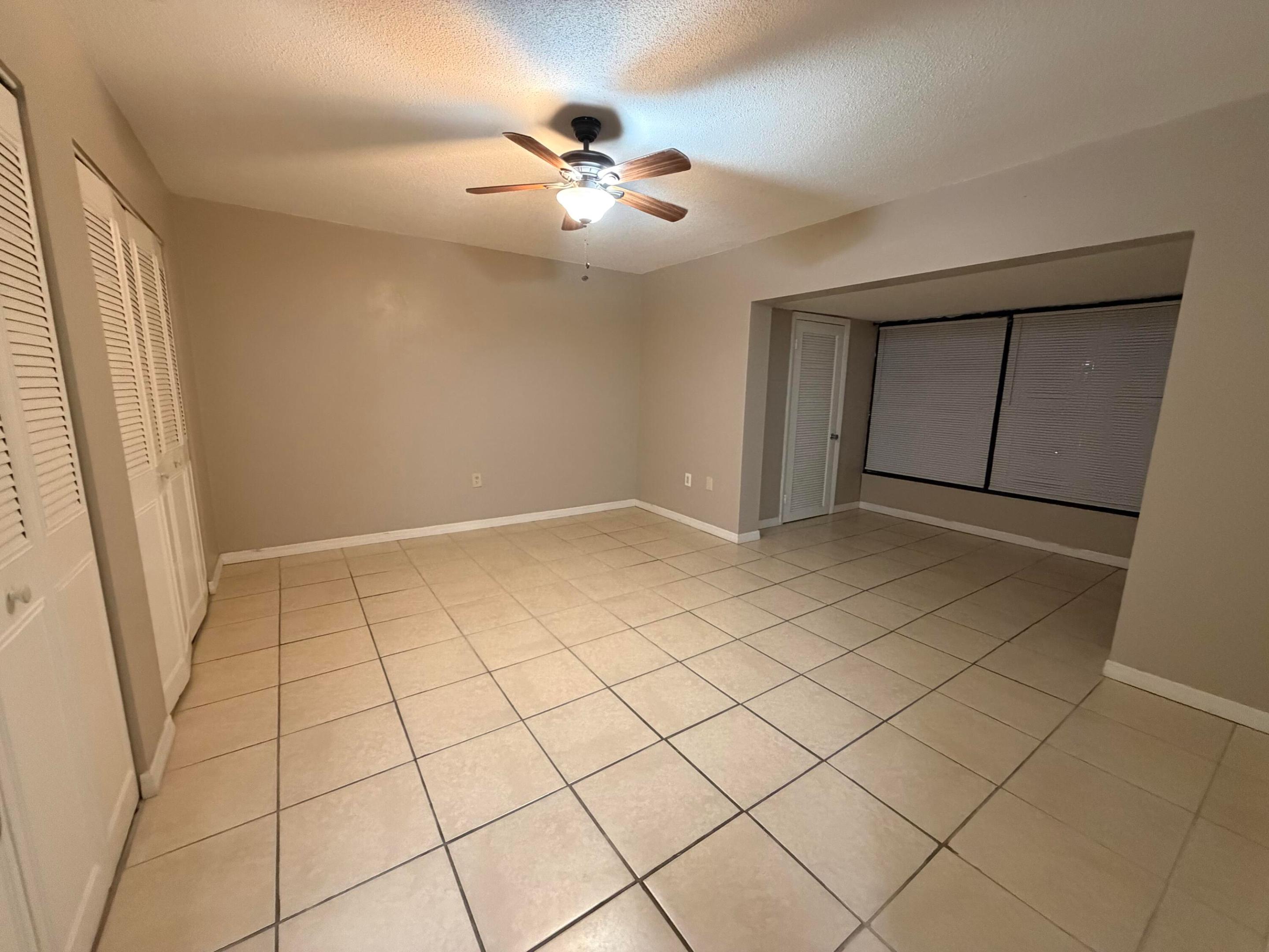 2302 Sunrise Boulevard 2-210 Property Photo 7