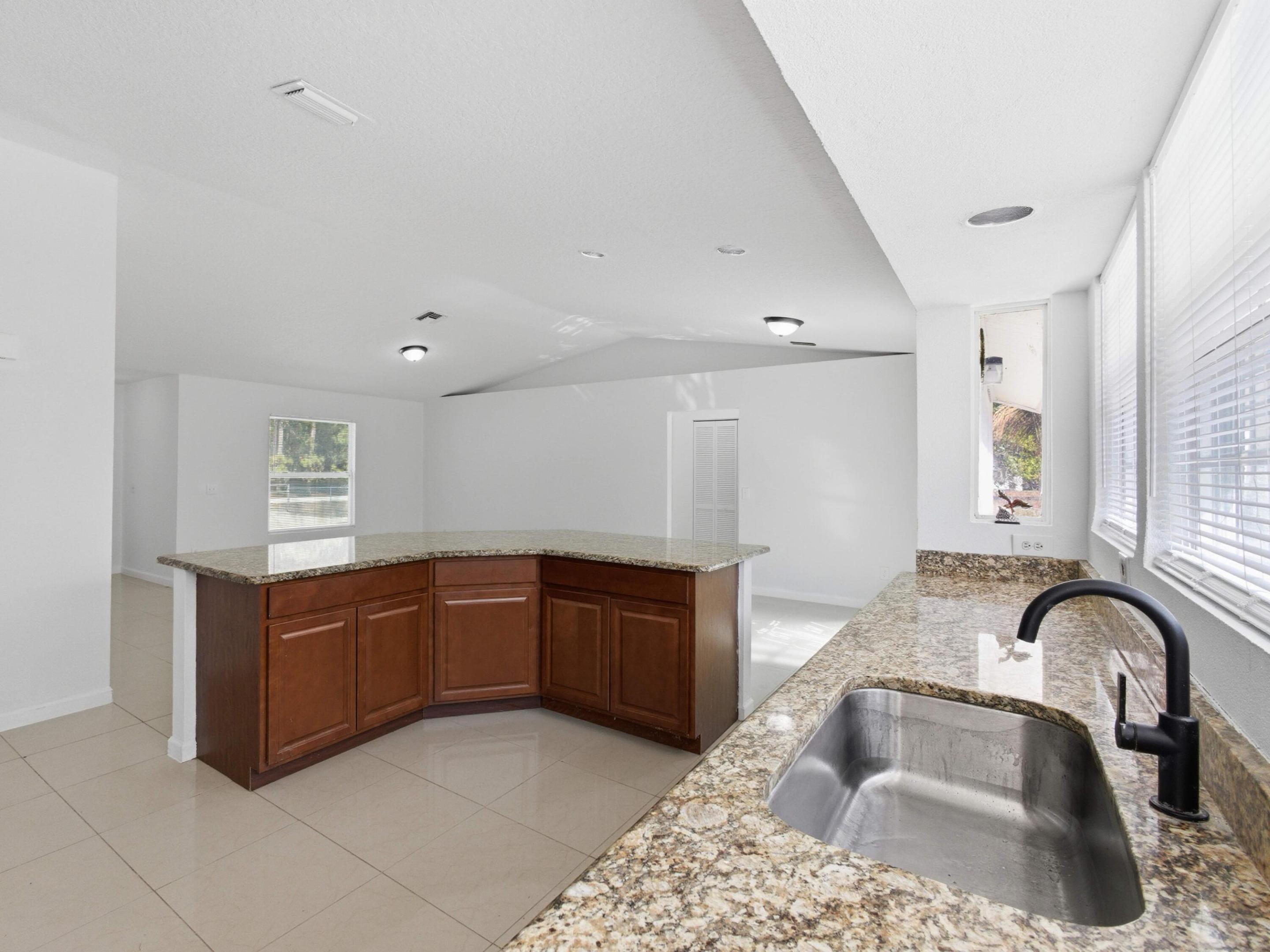 14242 77th Place N Property Photo 17