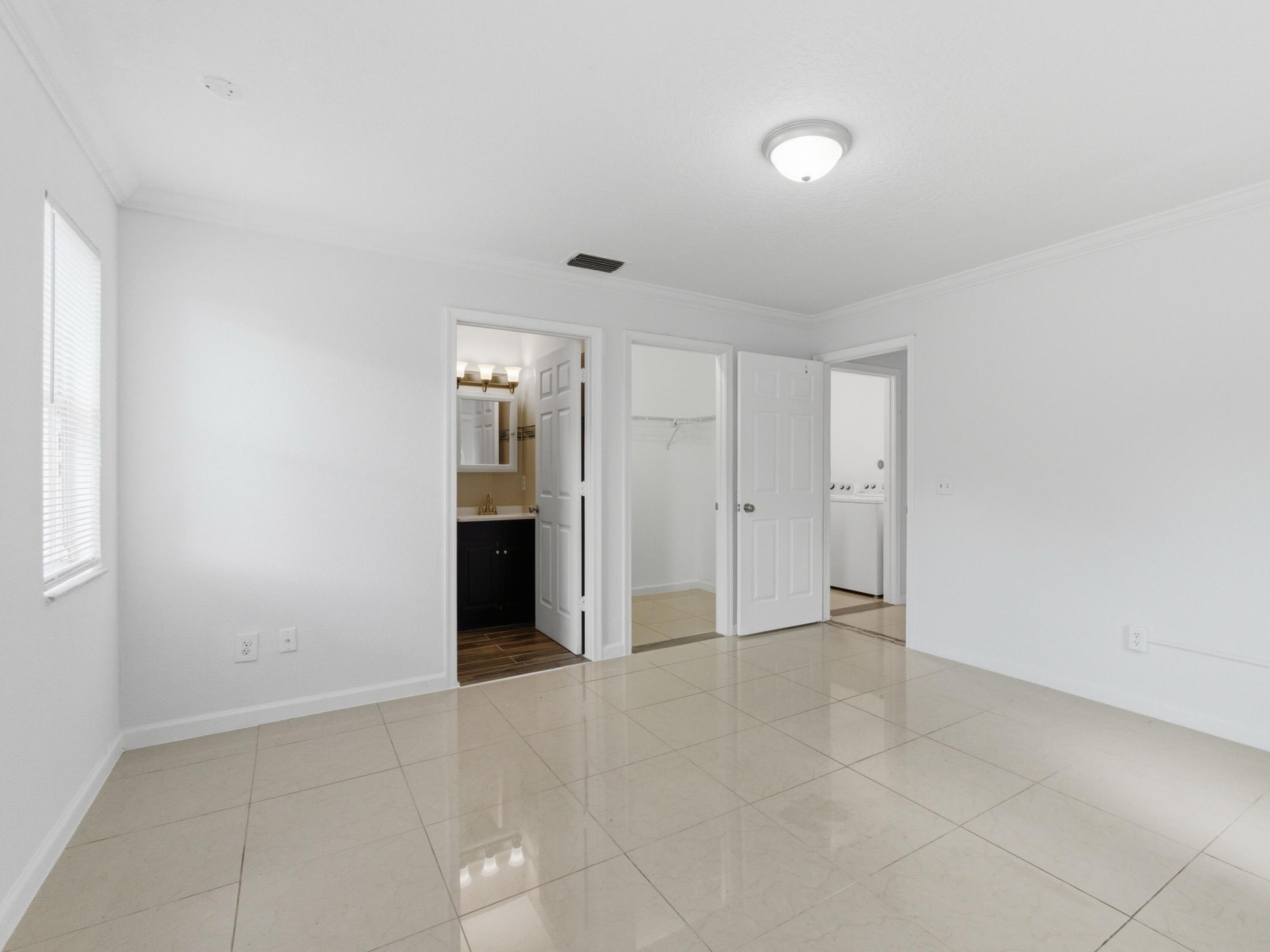 14242 77th Place N Property Photo 28