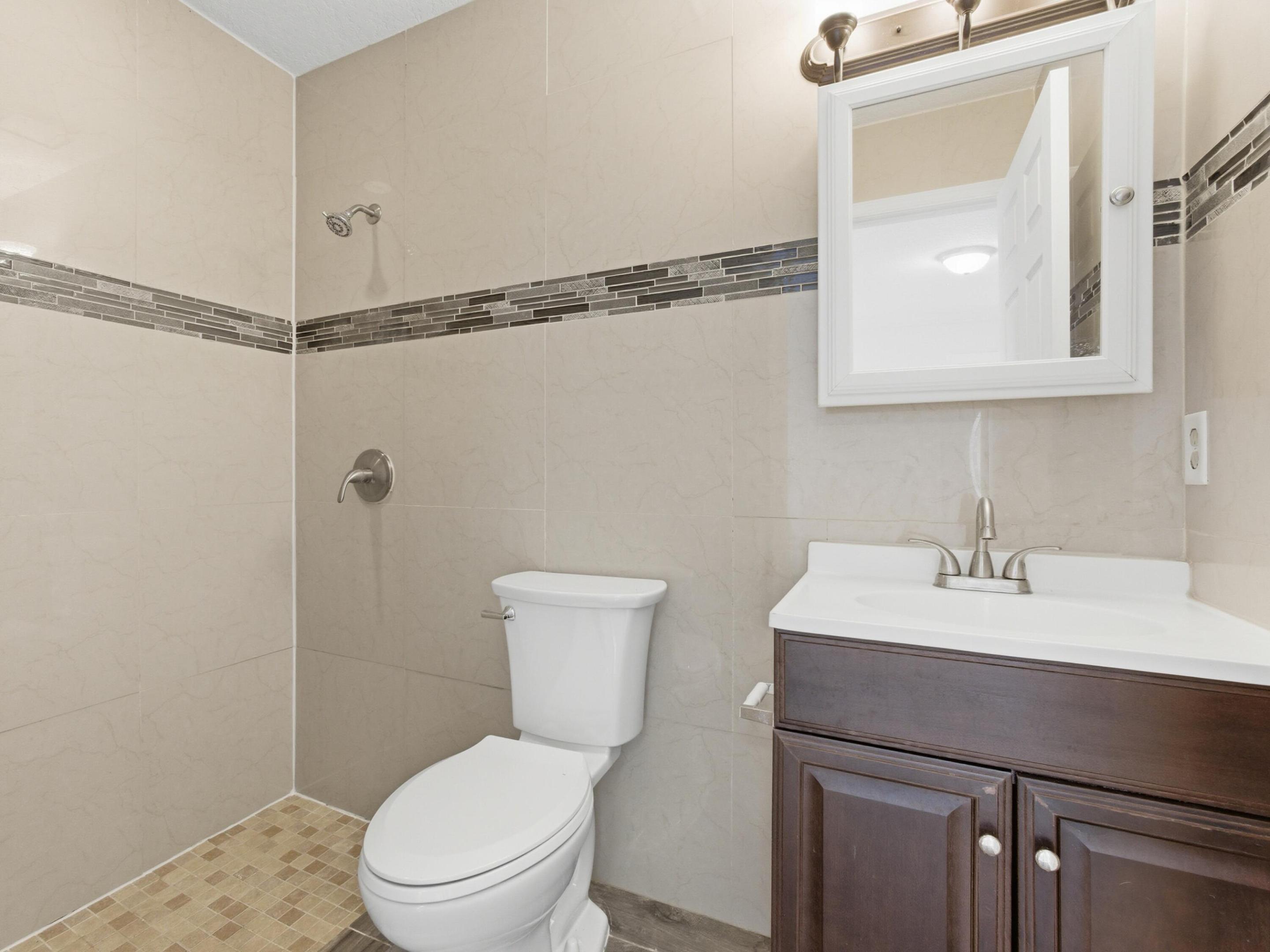 14242 77th Place N Property Photo 29