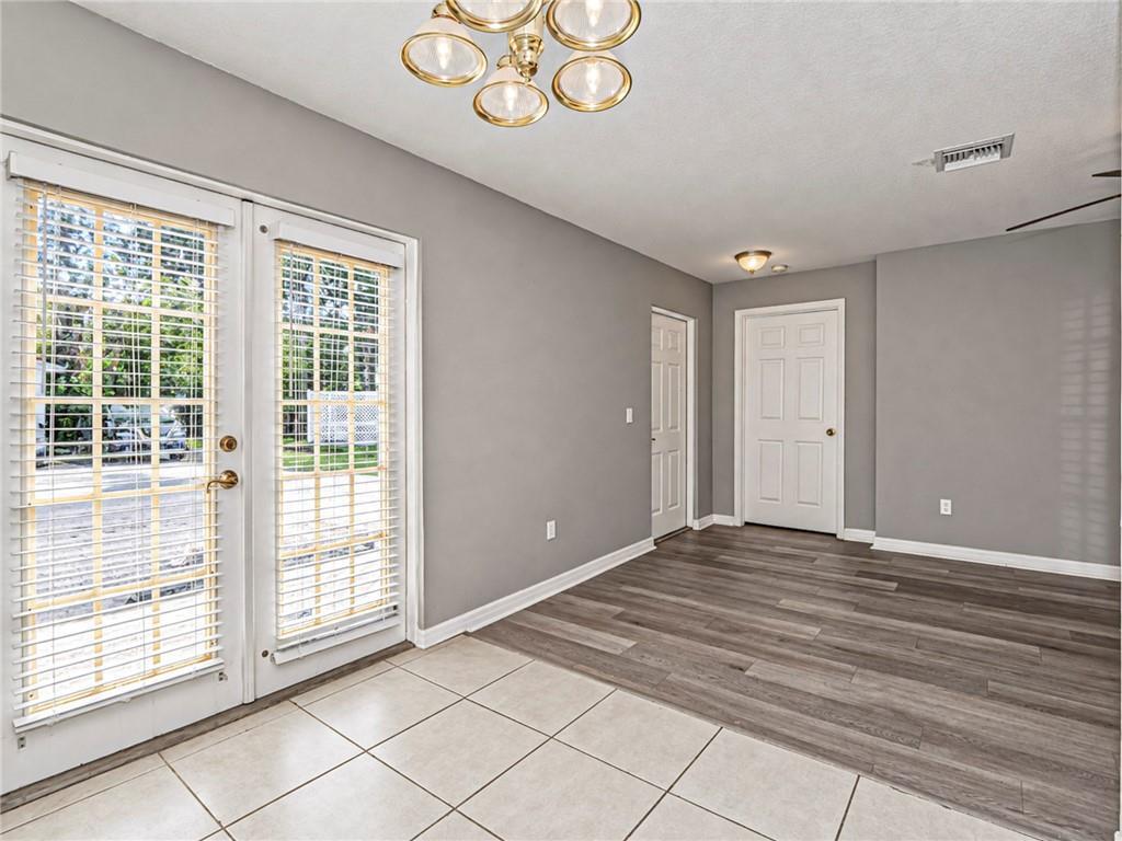528 13th Place 528 Property Photo 8