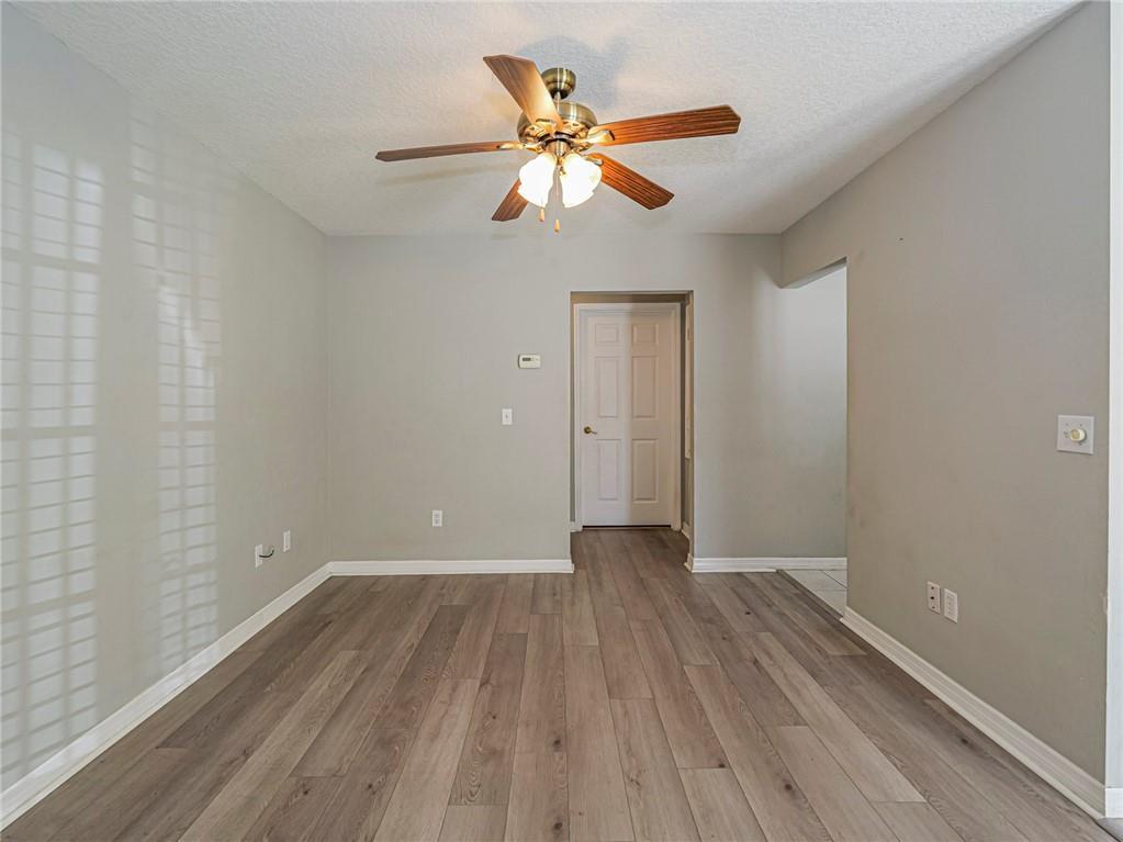 528 13th Place 528 Property Photo 11
