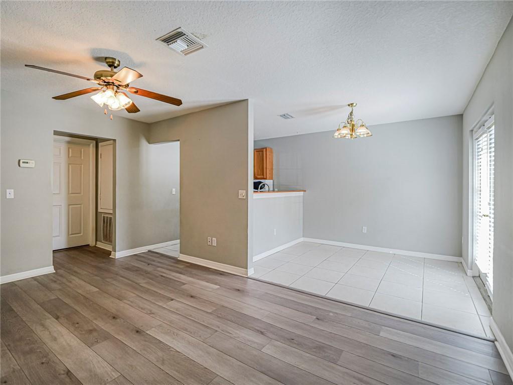 528 13th Place 528 Property Photo 12