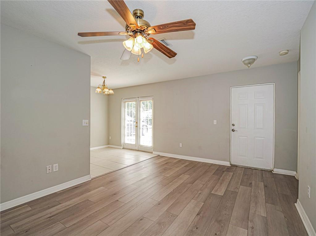 528 13th Place 528 Property Photo 21