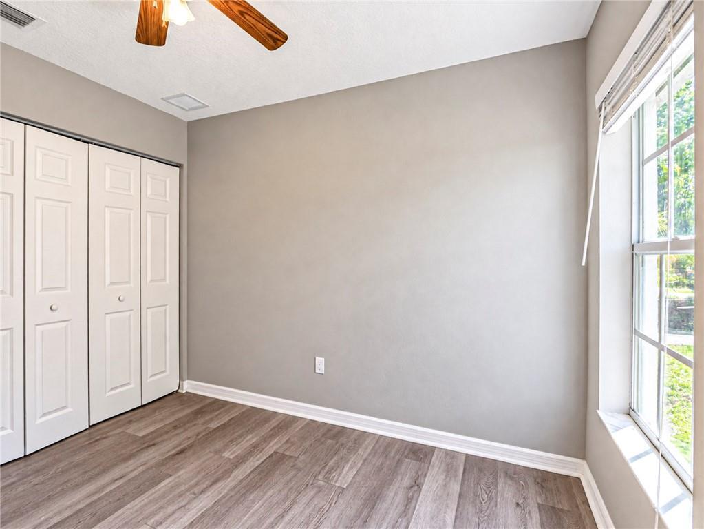 528 13th Place 528 Property Photo 30