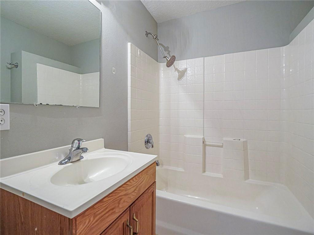 528 13th Place 528 Property Photo 34