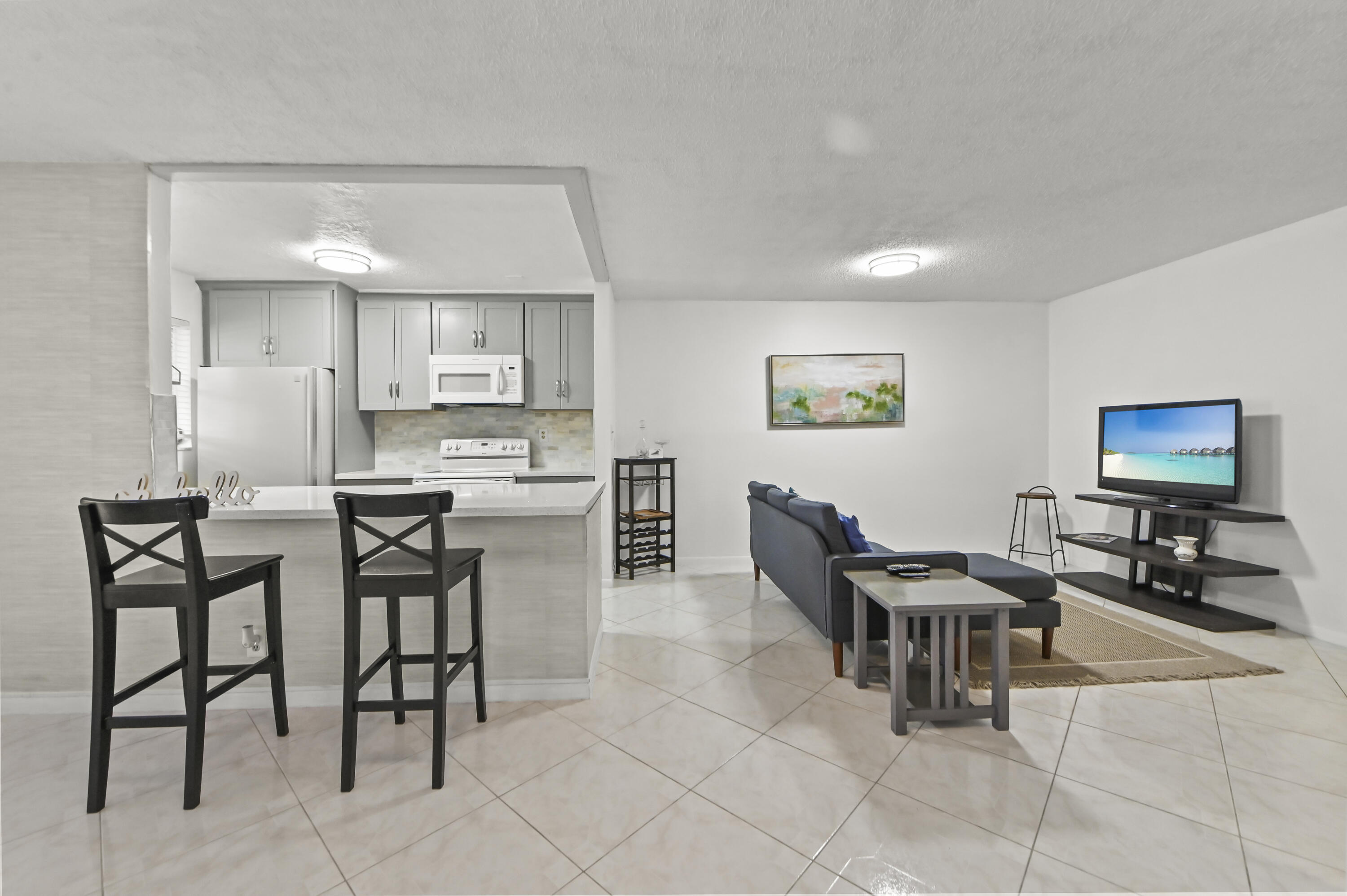 120 High Point Boulevard C Property Photo 3