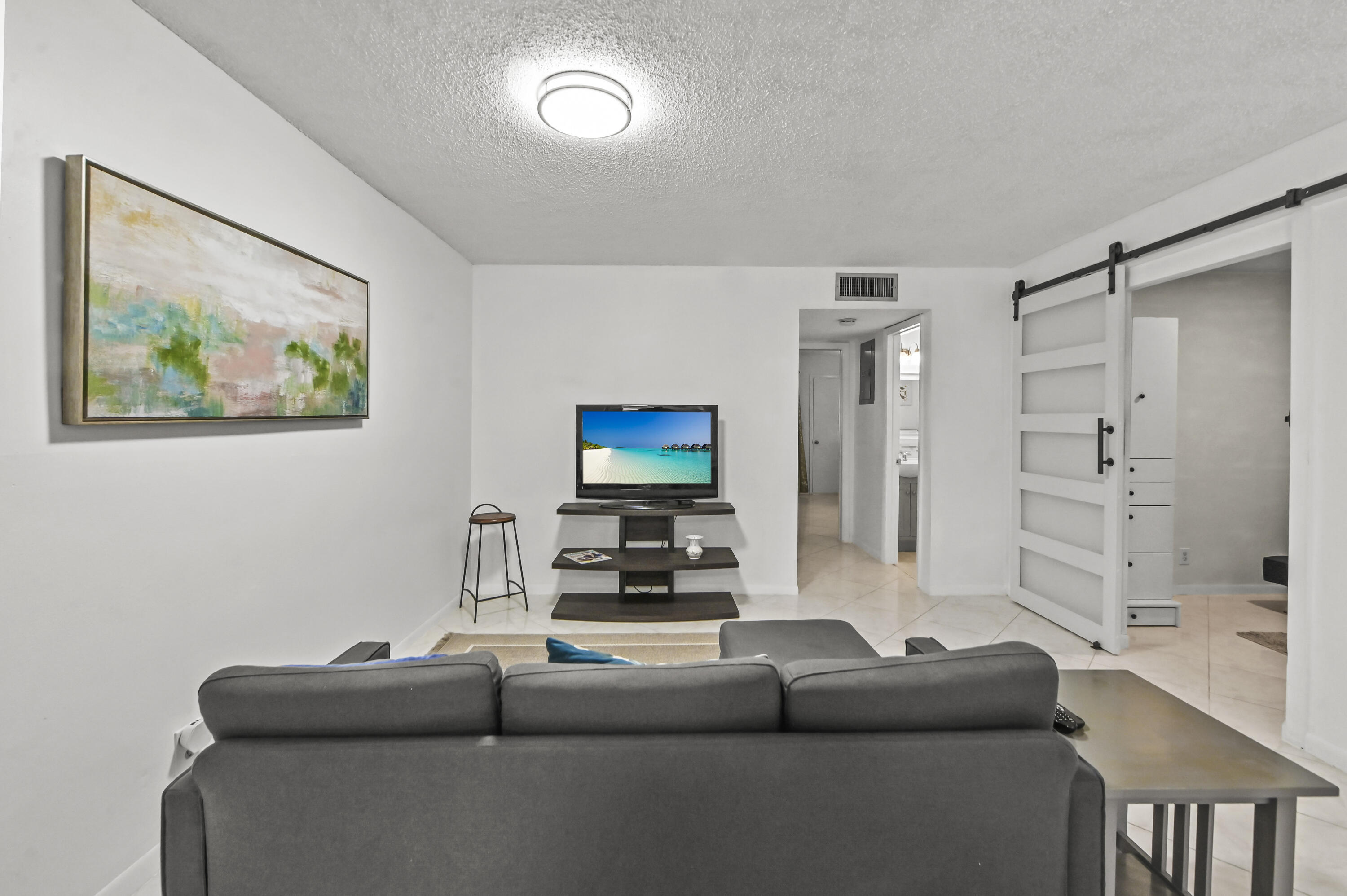 120 High Point Boulevard C Property Photo 5