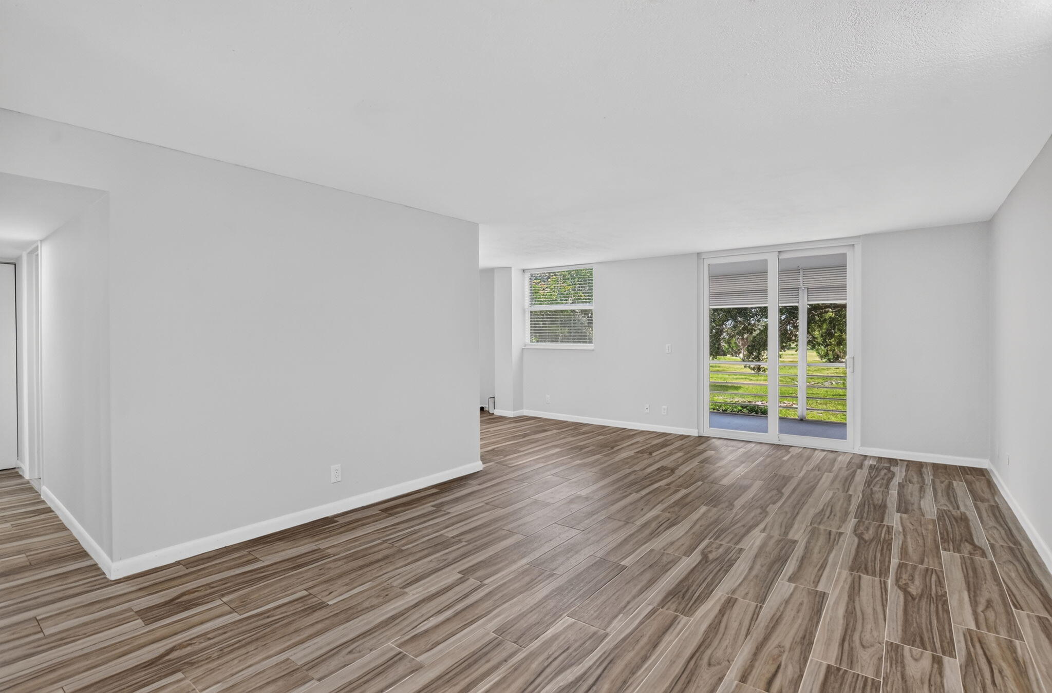 5961 Nw 2nd Avenue S 2100 Property Photo 13