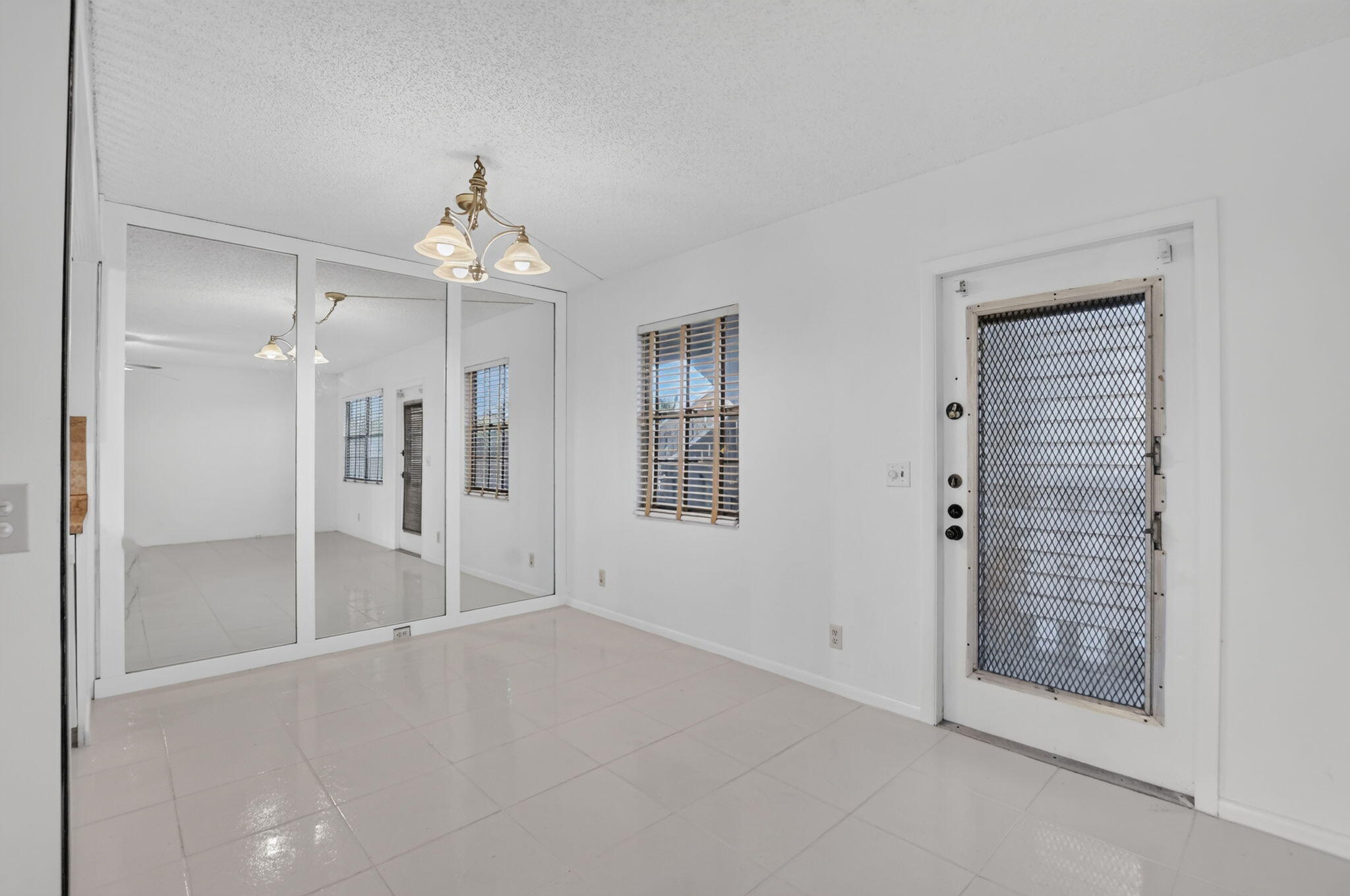3010 Guildford A Property Photo 6
