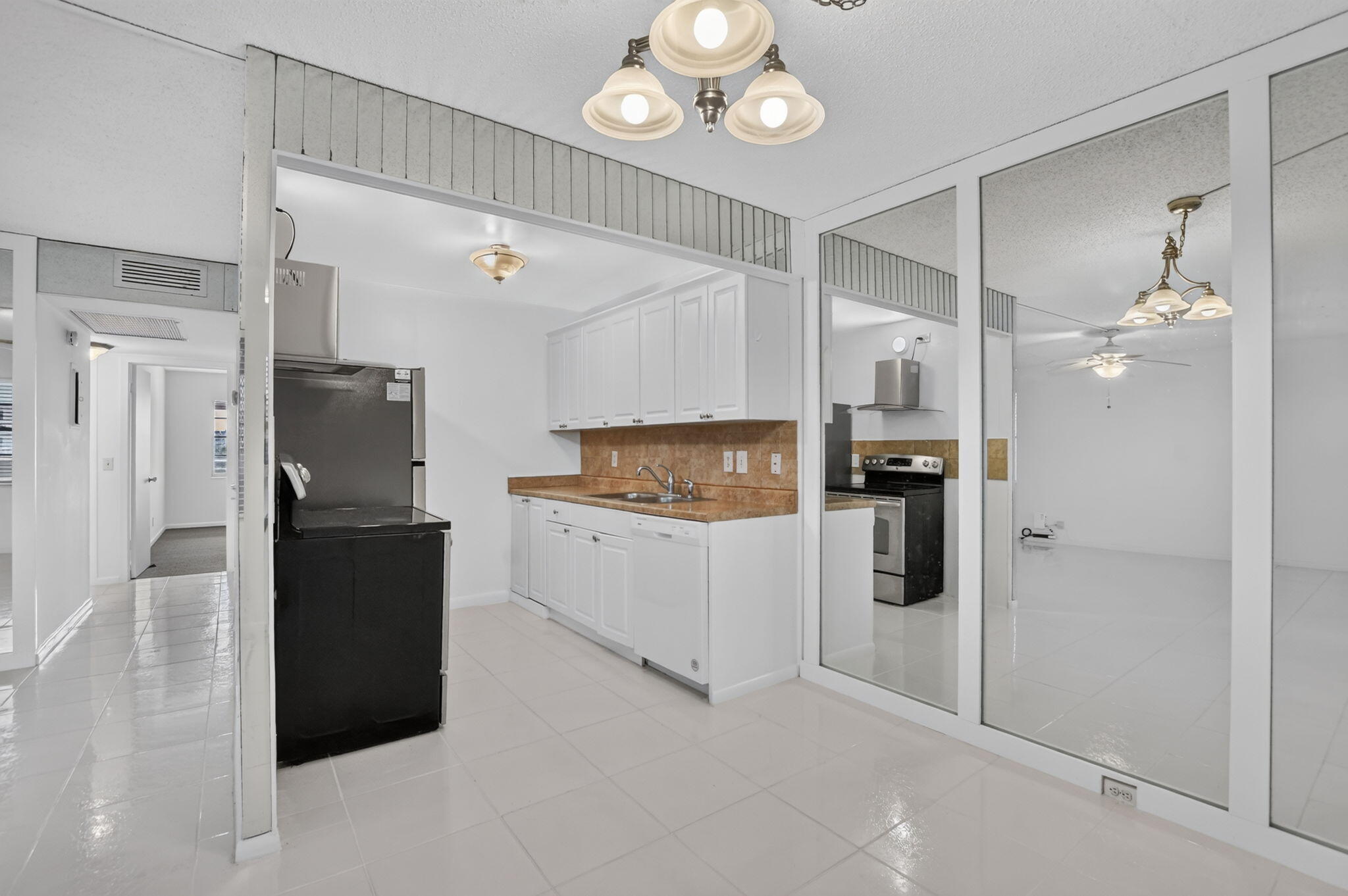 3010 Guildford A Property Photo 7