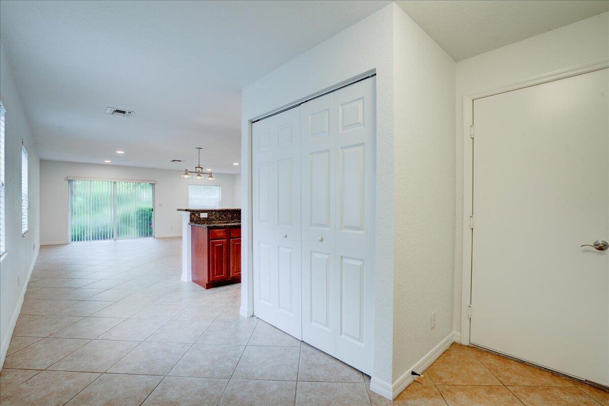 22160 Majestic Woods Way Property Photo 5