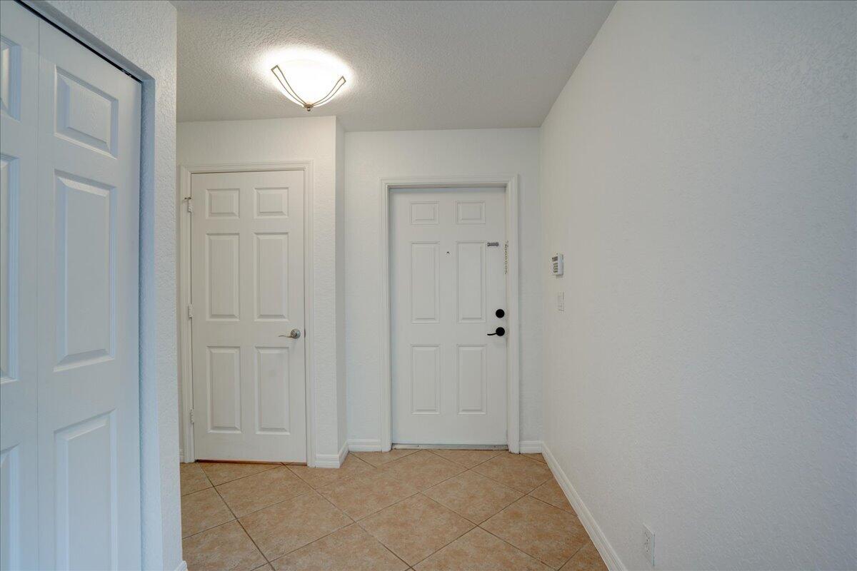 22160 Majestic Woods Way Property Photo 13