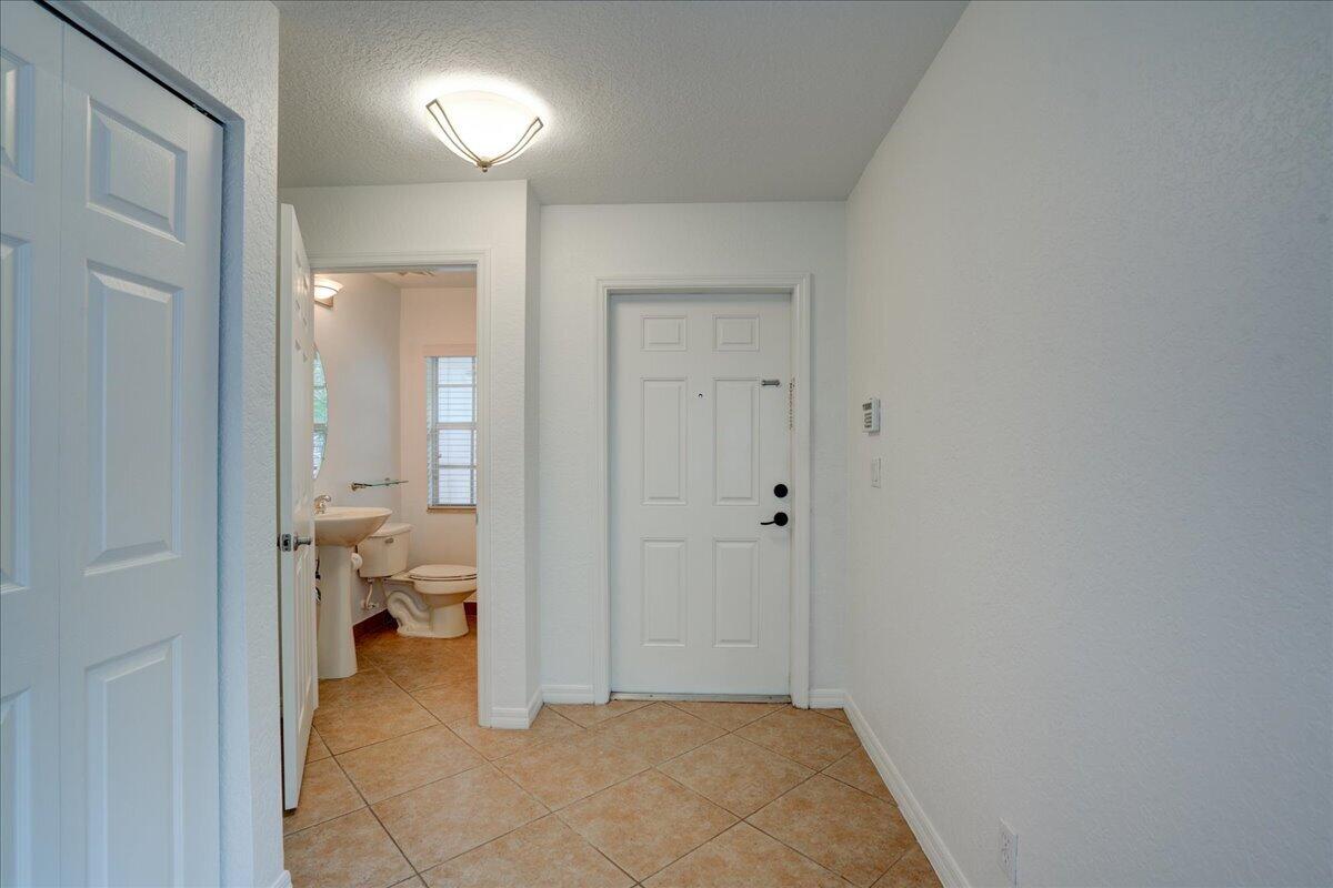 22160 Majestic Woods Way Property Photo 14