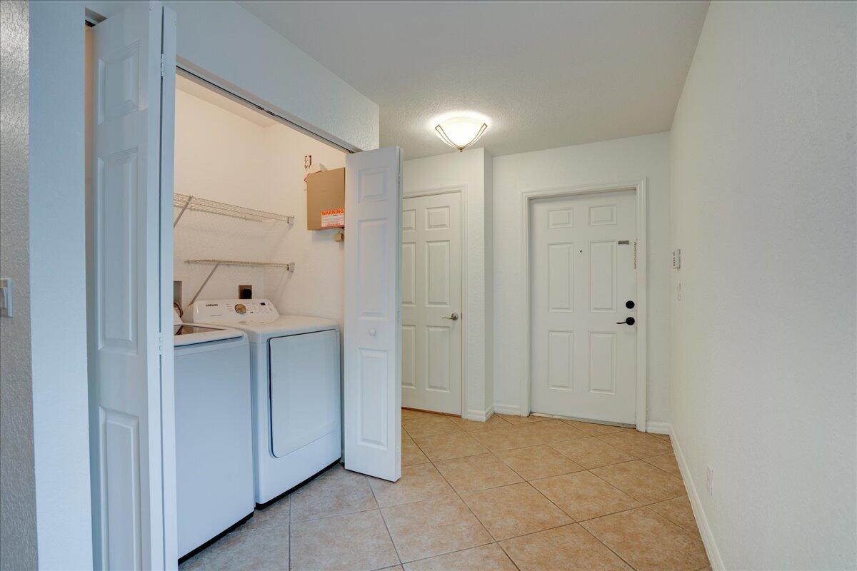 22160 Majestic Woods Way Property Photo 16