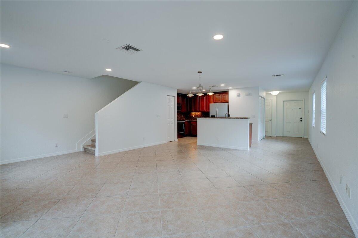 22160 Majestic Woods Way Property Photo 27