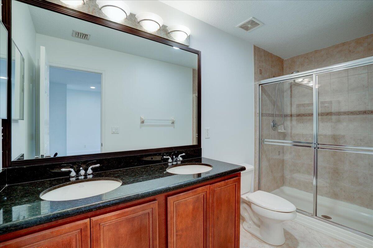 22160 Majestic Woods Way Property Photo 37