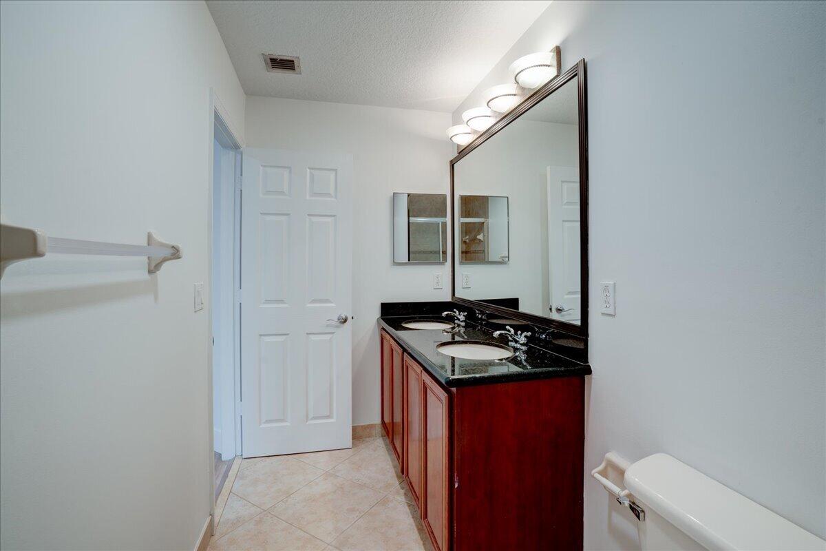 22160 Majestic Woods Way Property Photo 38