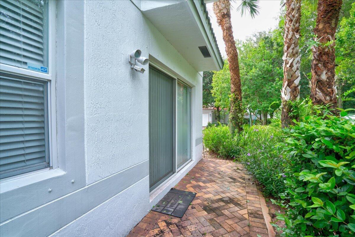22160 Majestic Woods Way Property Photo 49
