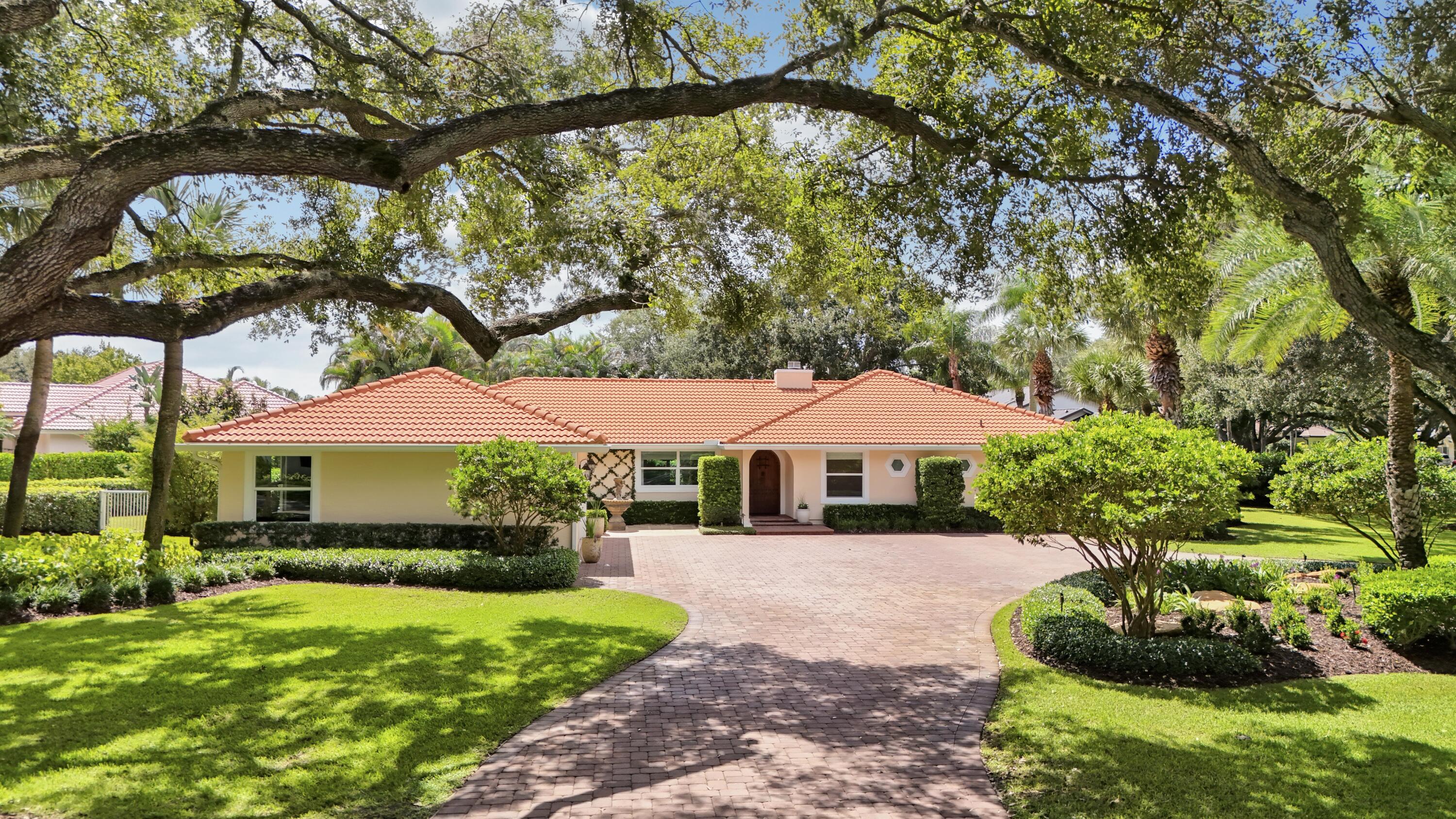 18456 Se Heritage Oaks Lane Property Photo 1