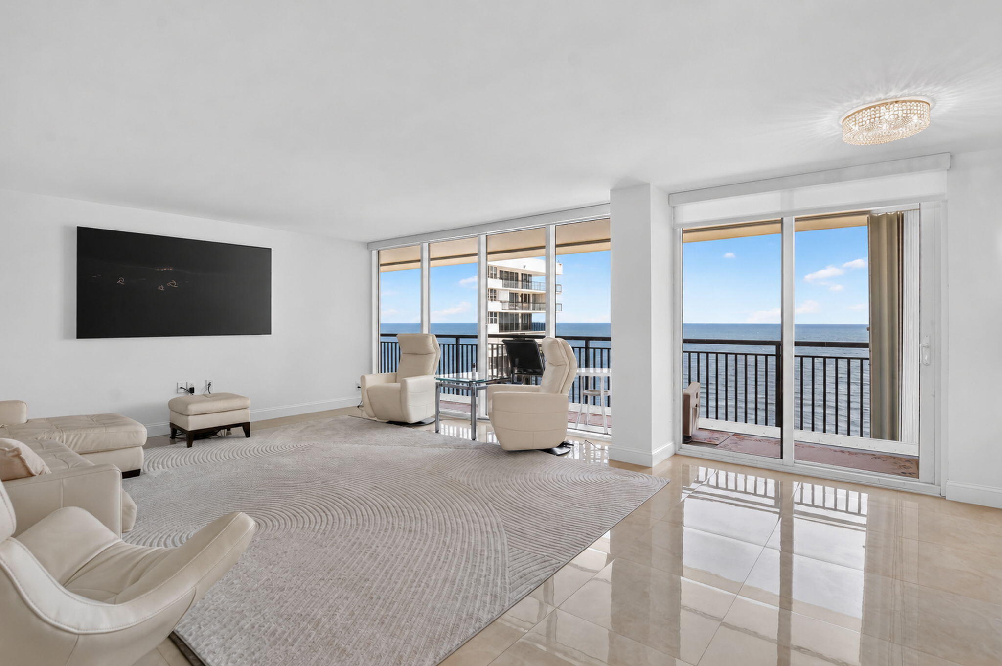 2000 S Ocean Boulevard 16b Property Photo 3