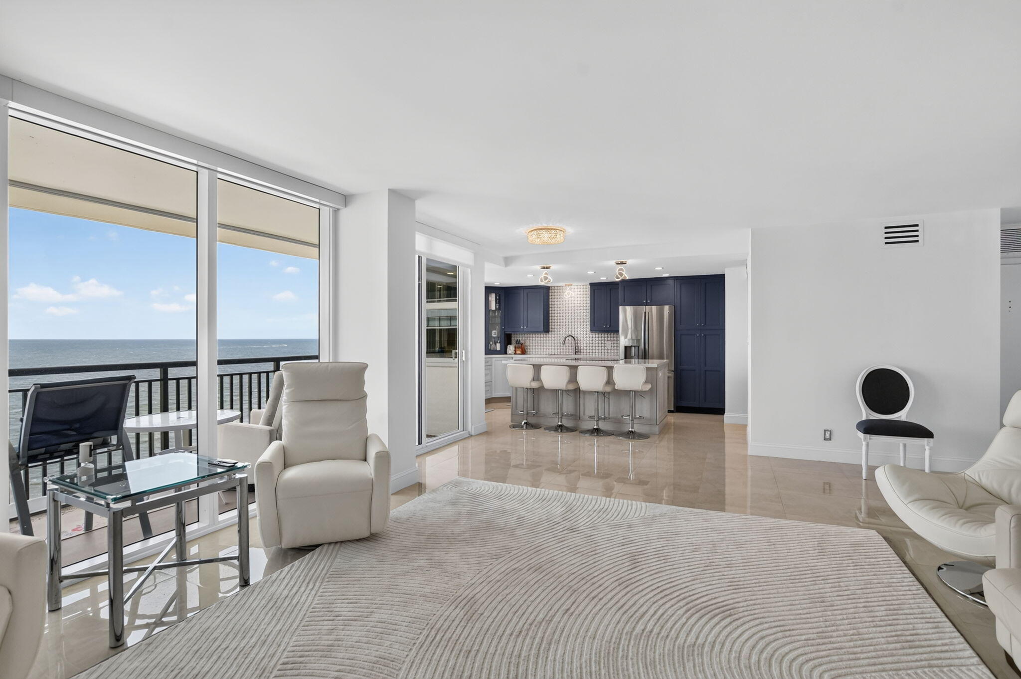 2000 S Ocean Boulevard 16b Property Photo 9