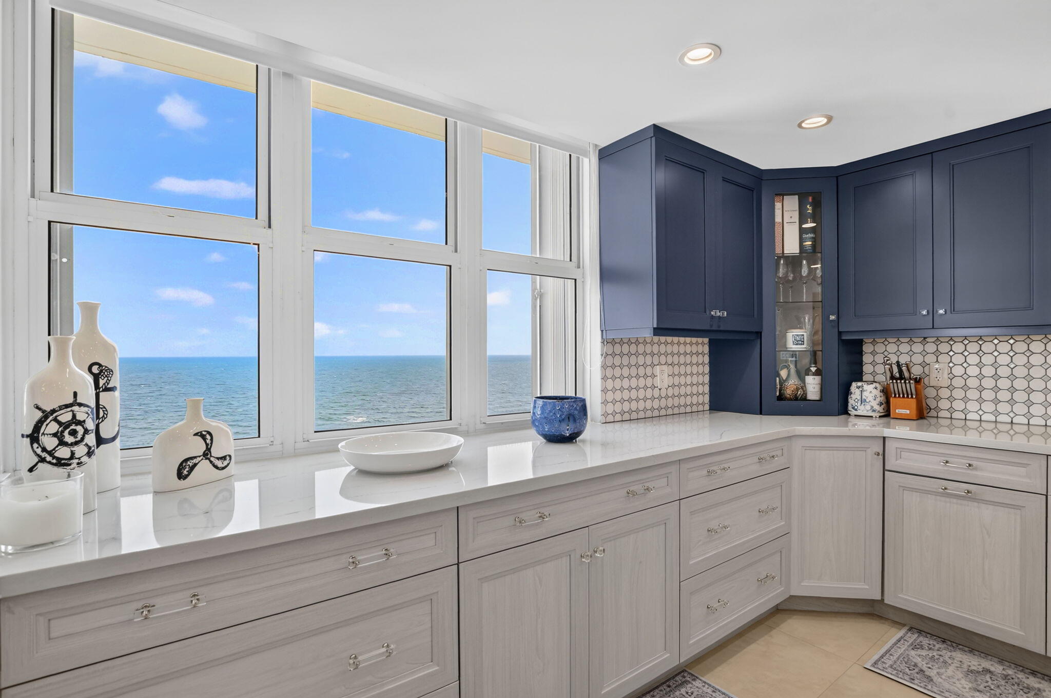 2000 S Ocean Boulevard 16b Property Photo 16