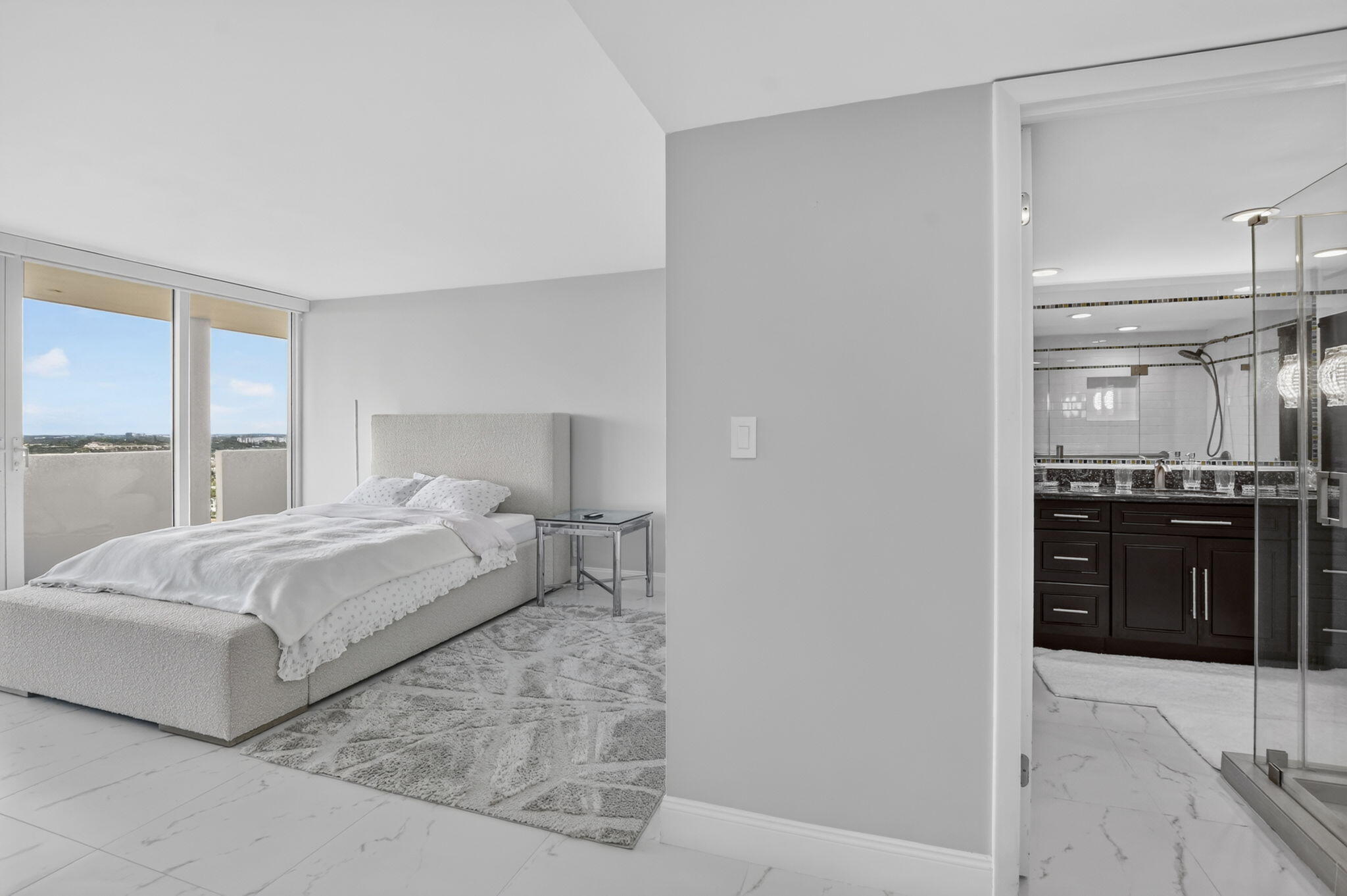 2000 S Ocean Boulevard 16b Property Photo 17