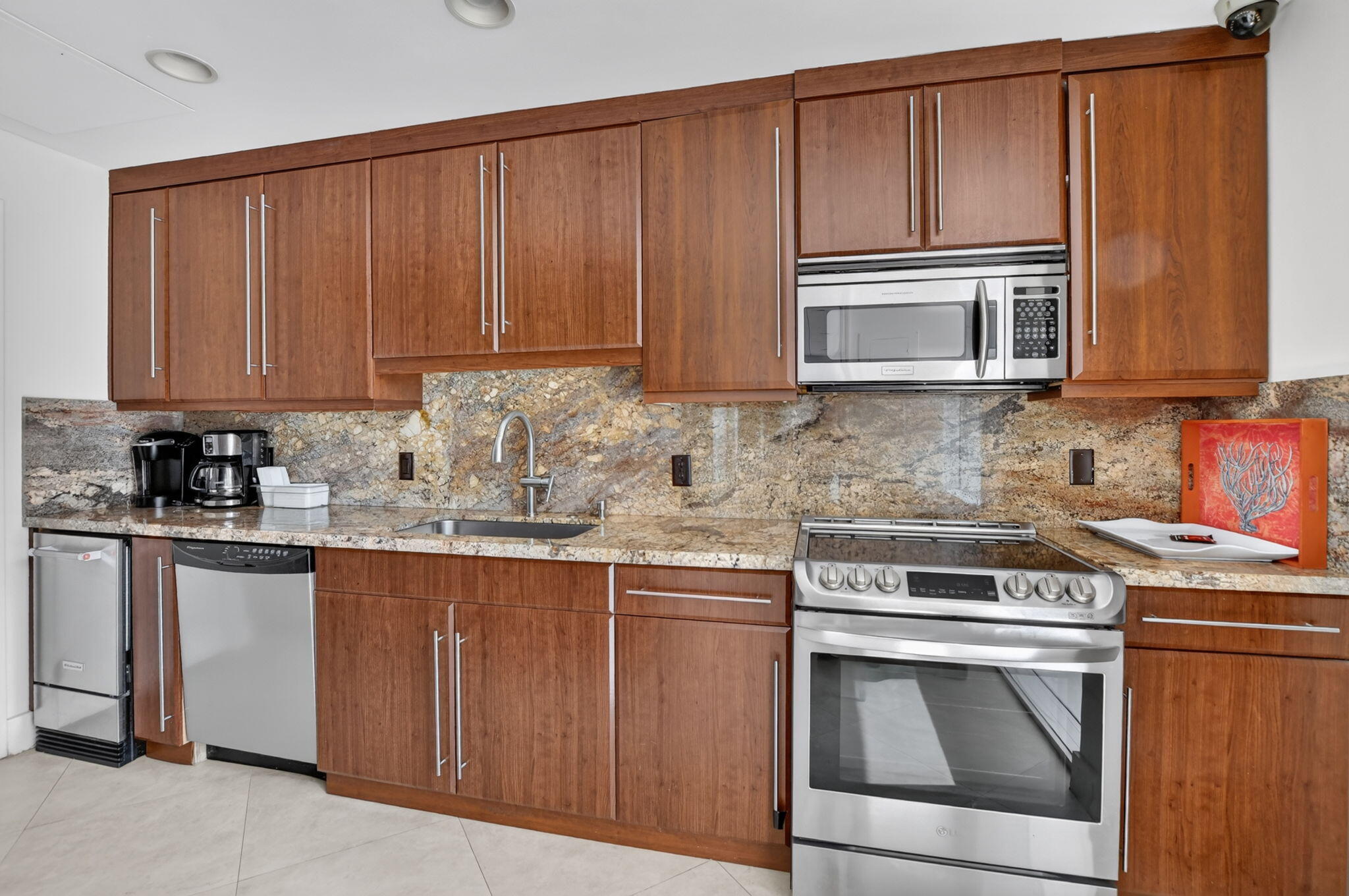 2000 S Ocean Boulevard 16b Property Photo 60