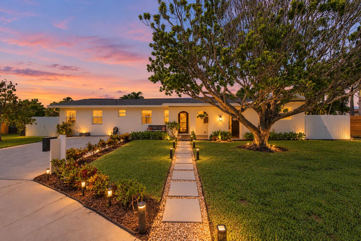 1409 Richard Lane Property Photo 1