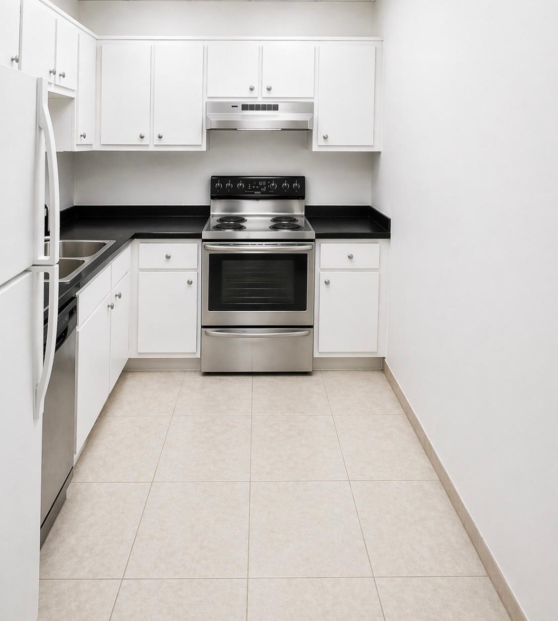 901 Hillcrest Drive 307 Property Photo 5