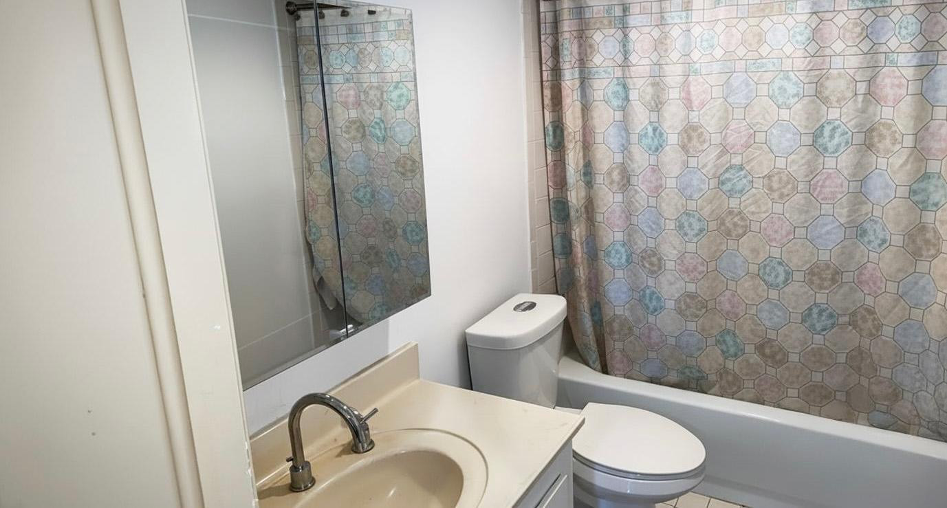 901 Hillcrest Drive 307 Property Photo 11