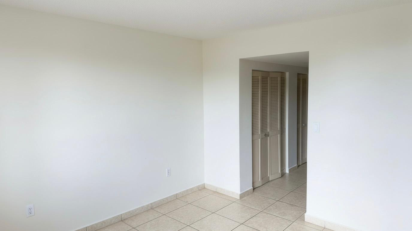 901 Hillcrest Drive 307 Property Photo 14
