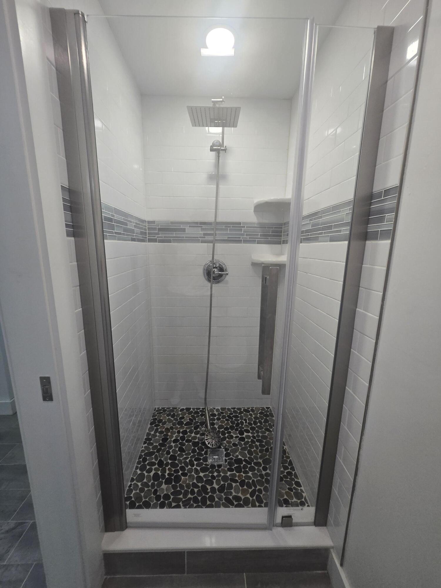 40 Sw 8th Avenue 1 Property Photo 6
